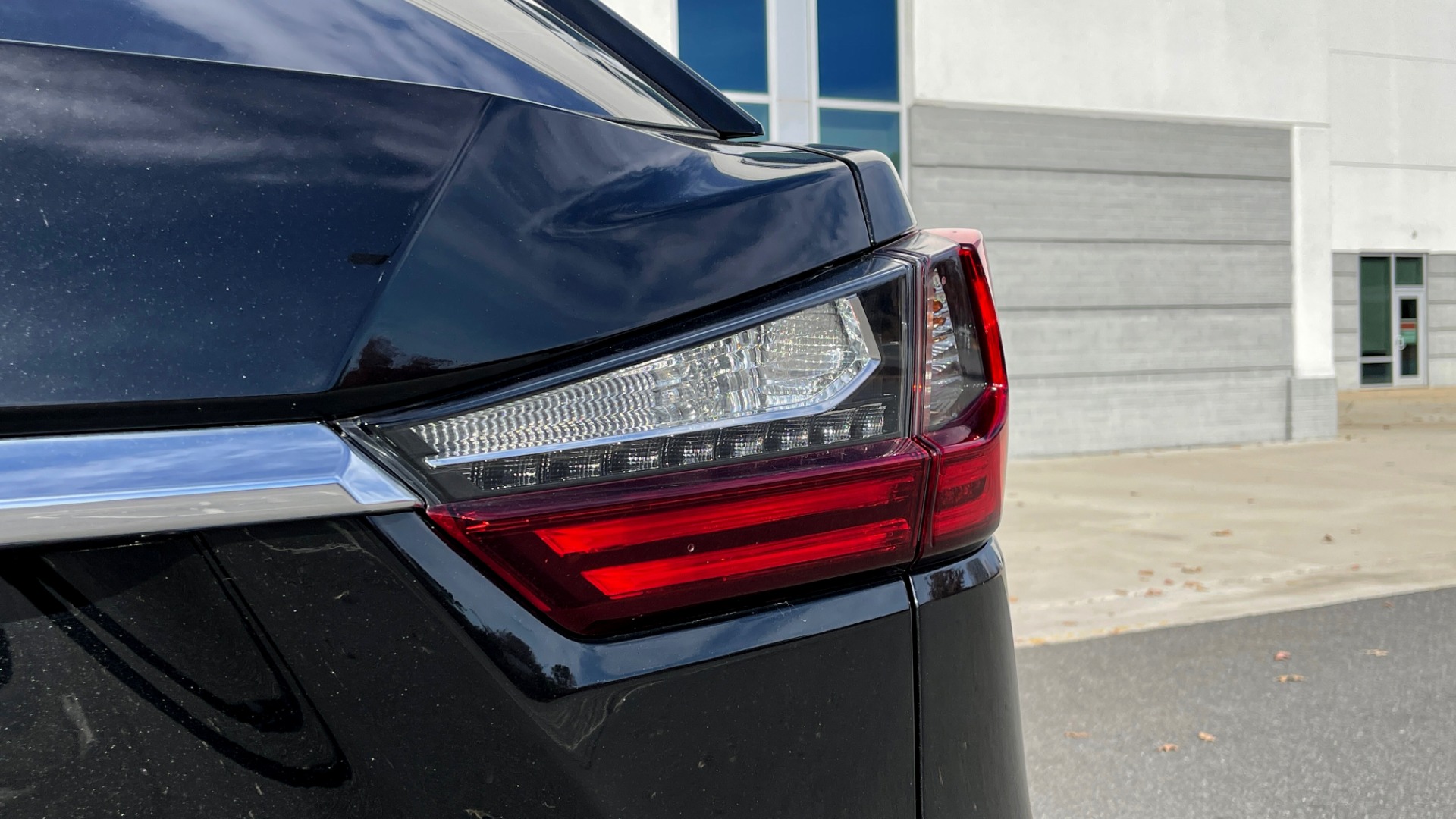 Used 2019 Lexus RX 350 3.5L SUV / AWD / SUNROOF / 18IN WHEELS / REARVIEW for sale Sold at Formula Imports in Charlotte NC 28227 17