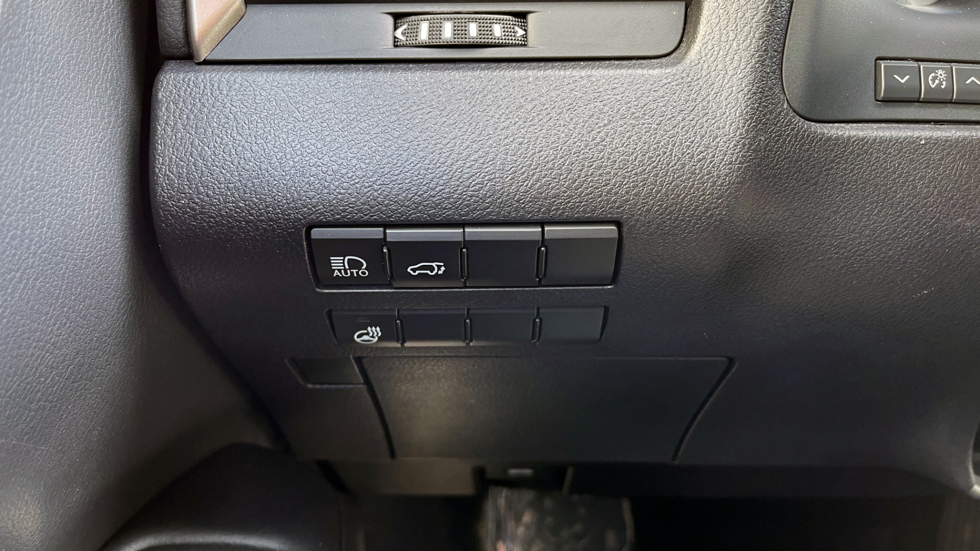 Used 2019 Lexus RX 350 3.5L SUV / AWD / SUNROOF / 18IN WHEELS / REARVIEW for sale Sold at Formula Imports in Charlotte NC 28227 28