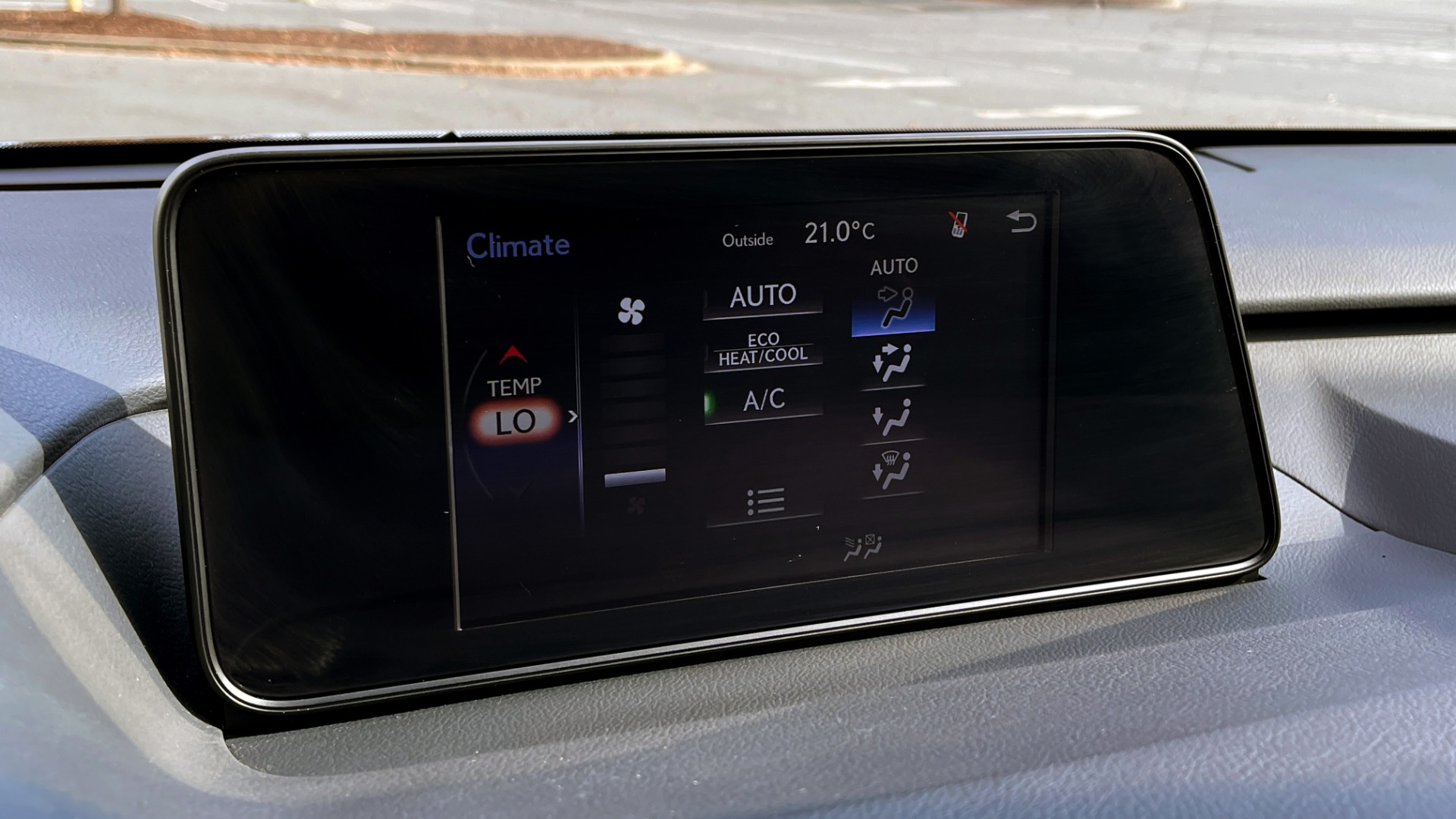 Used 2019 Lexus RX 350 3.5L SUV / AWD / SUNROOF / 18IN WHEELS / REARVIEW for sale $45,595 at Formula Imports in Charlotte NC 28227 36