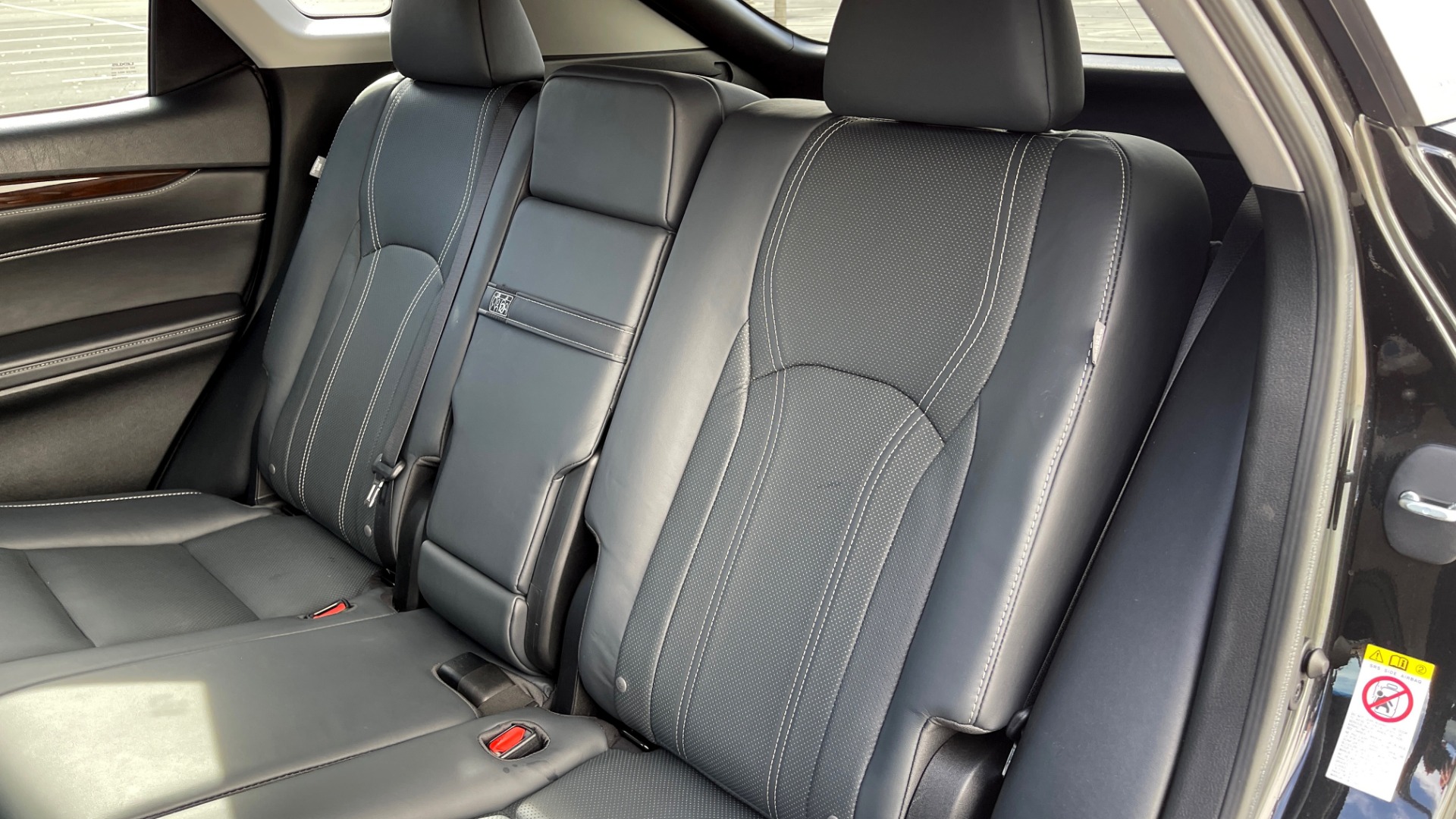 Used 2019 Lexus RX 350 3.5L SUV / AWD / SUNROOF / 18IN WHEELS / REARVIEW for sale Sold at Formula Imports in Charlotte NC 28227 50