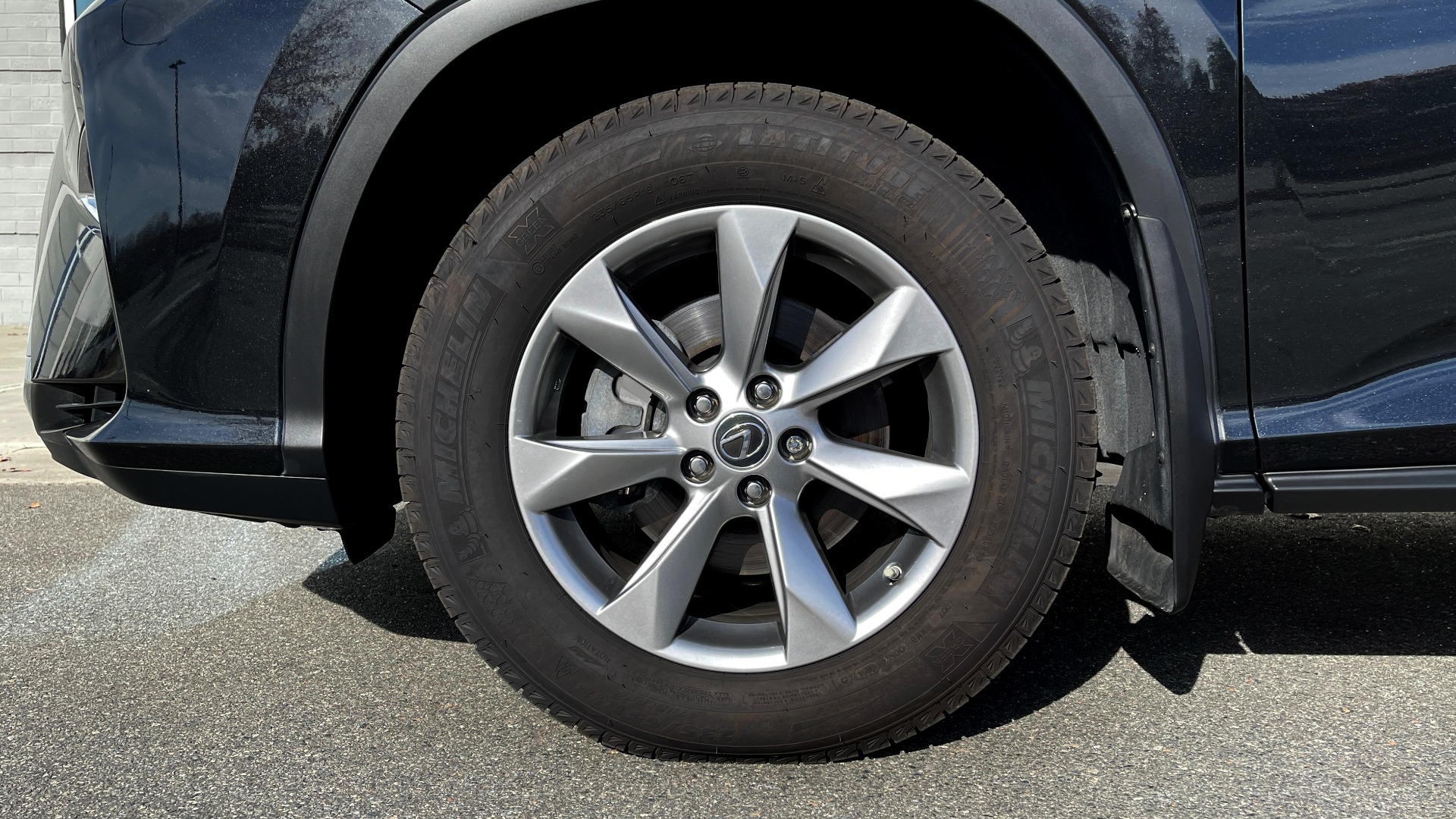 Used 2019 Lexus RX 350 3.5L SUV / AWD / SUNROOF / 18IN WHEELS / REARVIEW for sale Sold at Formula Imports in Charlotte NC 28227 62