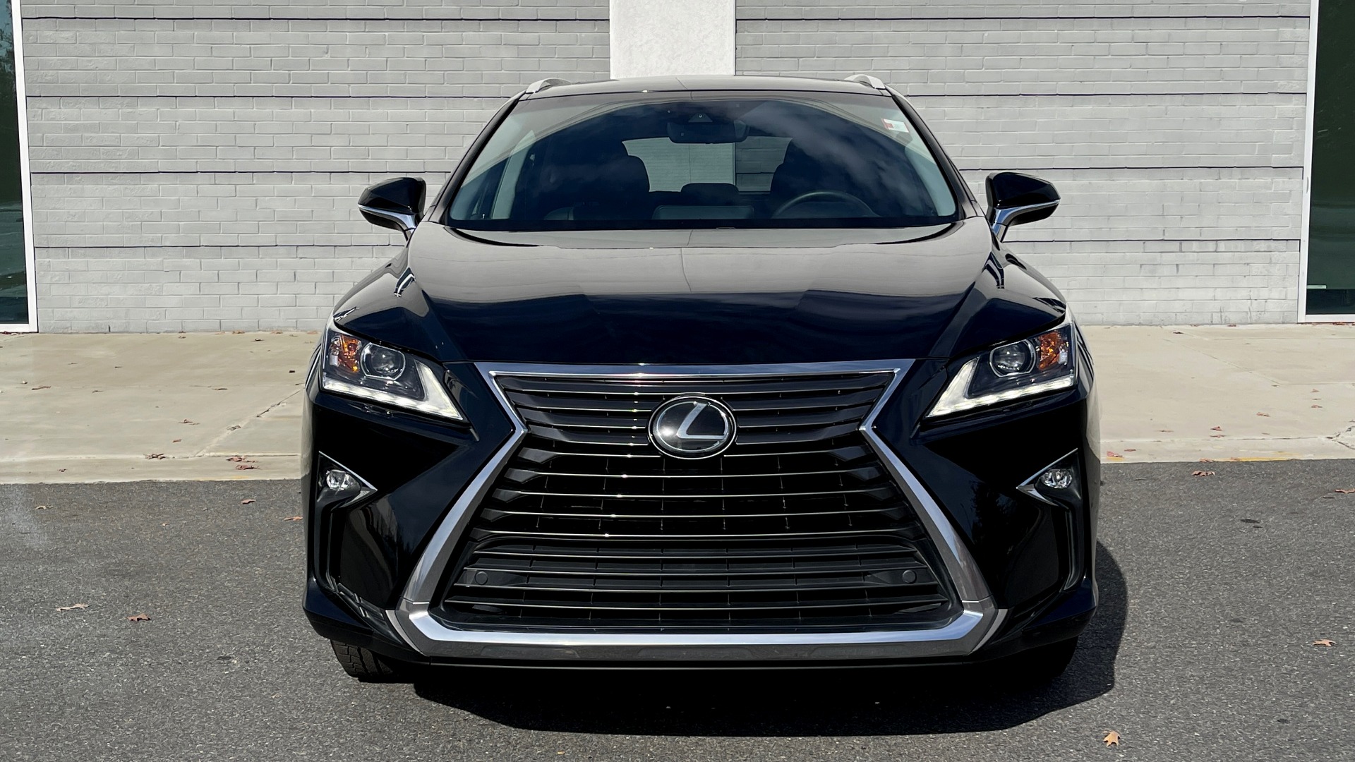 Used 2019 Lexus RX 350 3.5L SUV / AWD / SUNROOF / 18IN WHEELS / REARVIEW for sale Sold at Formula Imports in Charlotte NC 28227 7