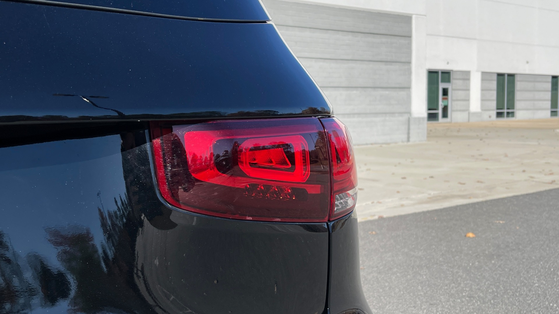 Used 2020 Mercedes-Benz GLB 250 PREMIUM 2.0L / 8-SPD AUTO / BLIND SPOT / 10.25-IN DISPLAY / REARVIEW for sale $45,385 at Formula Imports in Charlotte NC 28227 22