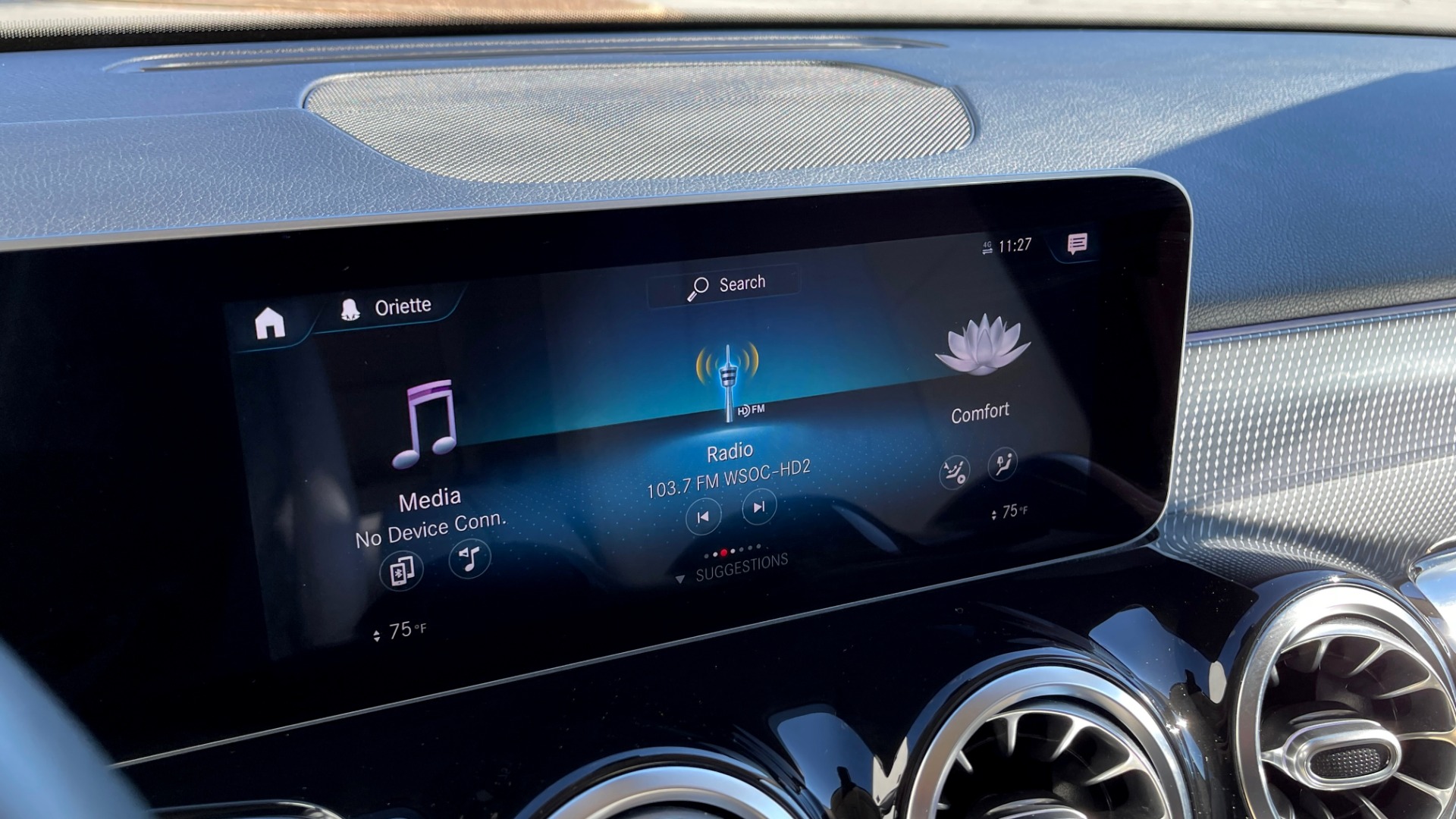 Used 2020 Mercedes-Benz GLB 250 PREMIUM 2.0L / 8-SPD AUTO / BLIND SPOT / 10.25-IN DISPLAY / REARVIEW for sale Sold at Formula Imports in Charlotte NC 28227 33