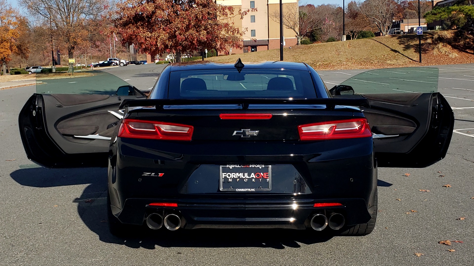 Used 2017 Chevrolet CAMARO ZL1 COUPE / 6.2L SC LT4 V8 (650HP) / 6-SPD MAN / NAV / BOSE / REARVIEW for sale $58,995 at Formula Imports in Charlotte NC 28227 36