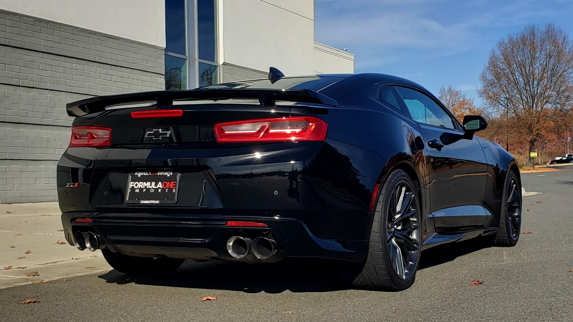 Used 2017 Chevrolet CAMARO ZL1 COUPE / 6.2L SC LT4 V8 (650HP) / 6-SPD MAN / NAV / BOSE / REARVIEW for sale Sold at Formula Imports in Charlotte NC 28227 9