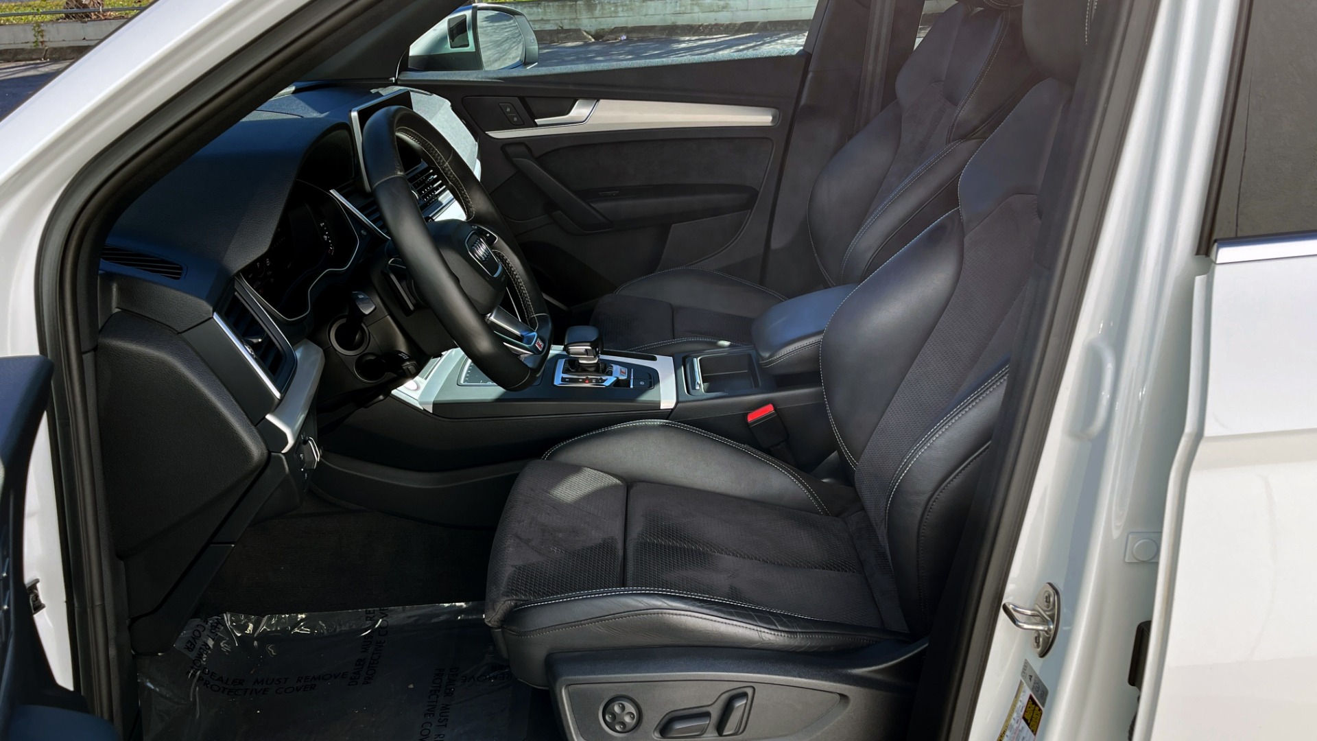 Used 2018 Audi SQ5 PREMIUM PLUS / NAV / SUNROOF / 12.3IN SCREEN / REARVIEW for sale $46,795 at Formula Imports in Charlotte NC 28227 27