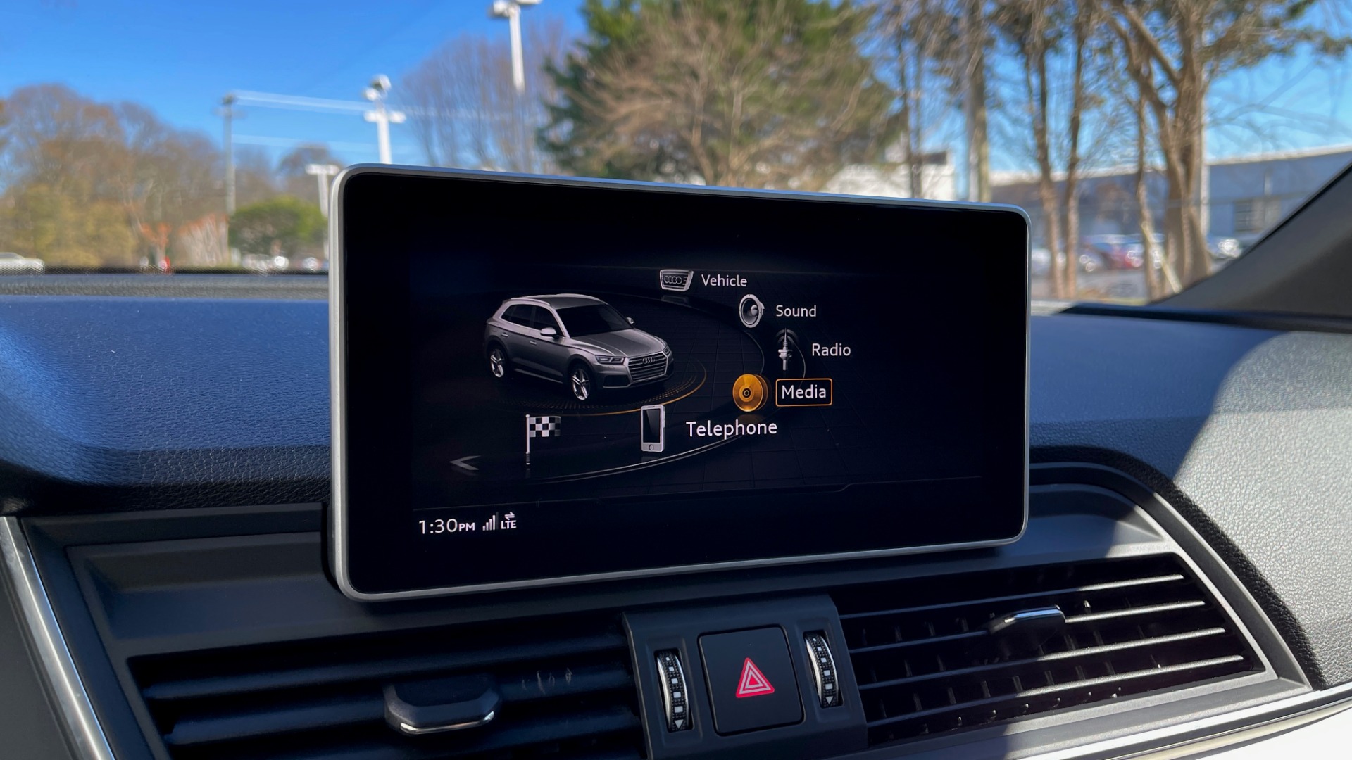 Used 2018 Audi SQ5 PREMIUM PLUS / NAV / SUNROOF / 12.3IN SCREEN / REARVIEW for sale $46,795 at Formula Imports in Charlotte NC 28227 36