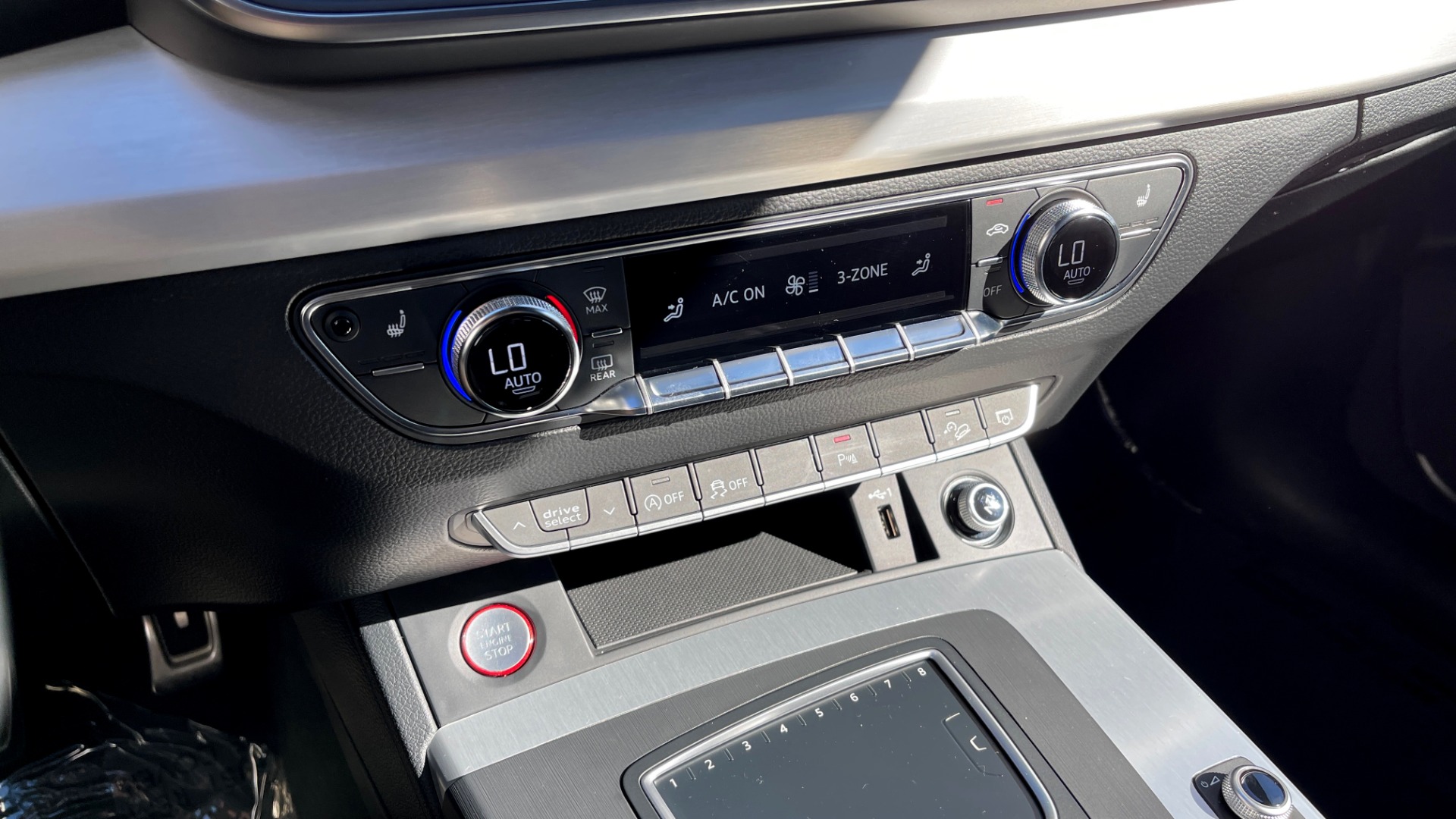 Used 2018 Audi SQ5 PREMIUM PLUS / NAV / SUNROOF / 12.3IN SCREEN / REARVIEW for sale $46,795 at Formula Imports in Charlotte NC 28227 37