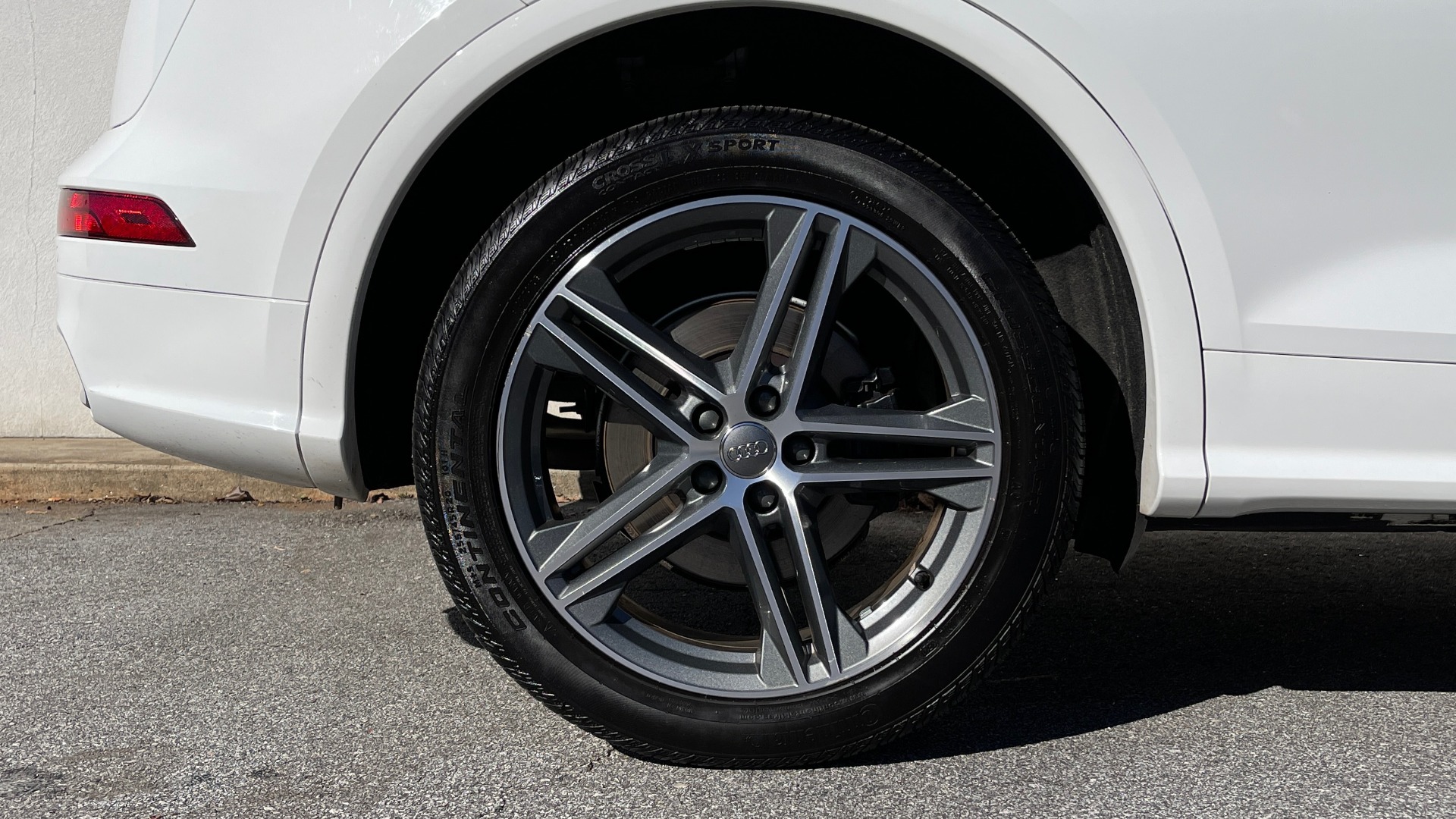 Used 2018 Audi SQ5 PREMIUM PLUS / NAV / SUNROOF / 12.3IN SCREEN / REARVIEW for sale $46,795 at Formula Imports in Charlotte NC 28227 66
