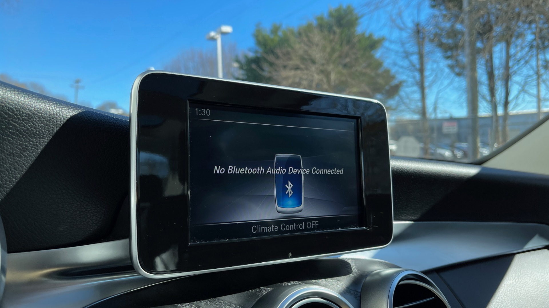 Used 2018 Mercedes-Benz C-CLASS C 300 4MATIC PREMIUM / APPLE / PANO-ROOF / REARVIEW for sale $35,795 at Formula Imports in Charlotte NC 28227 37