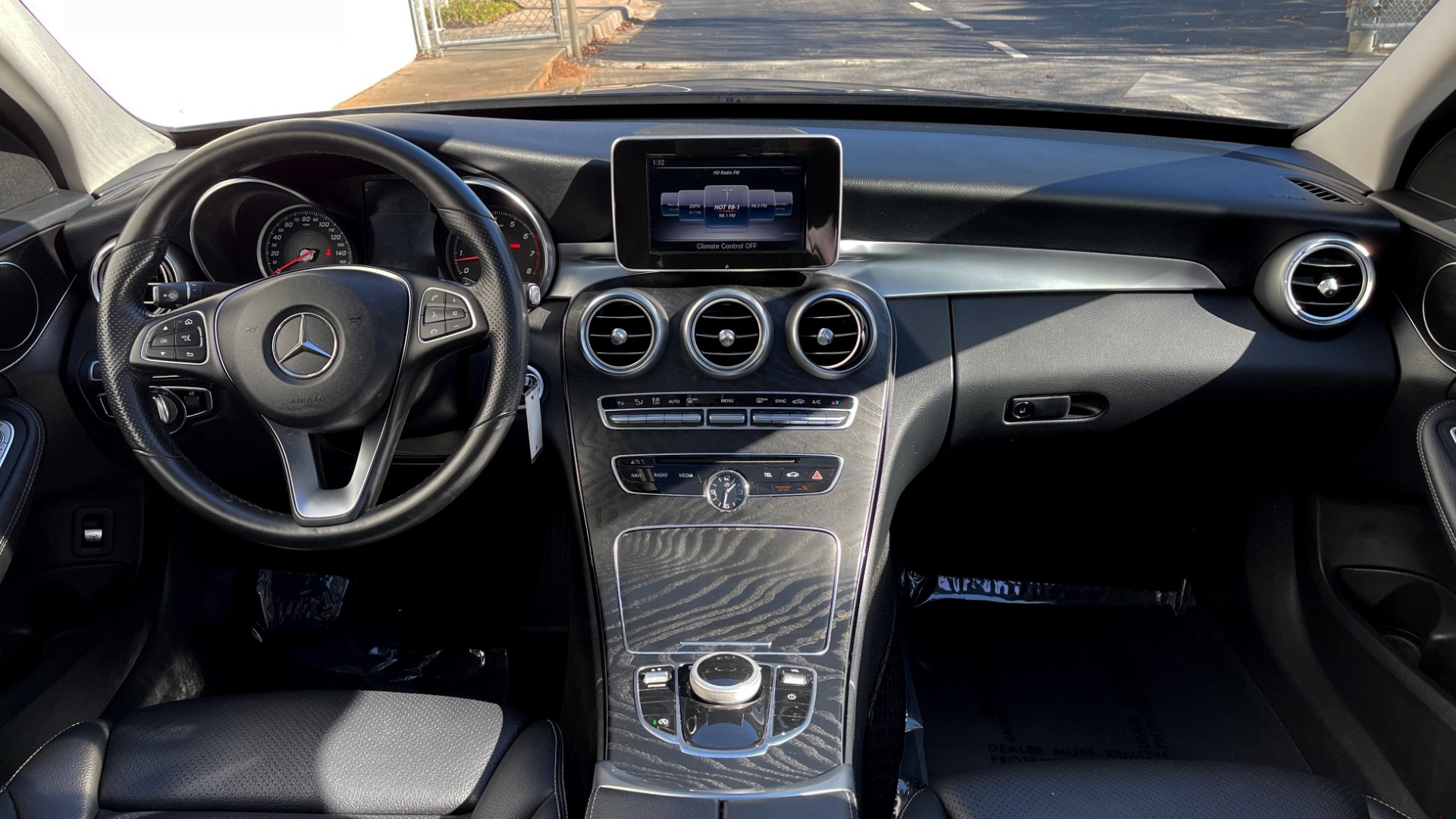 Used 2018 Mercedes-Benz C-CLASS C 300 4MATIC PREMIUM / APPLE / PANO-ROOF / REARVIEW for sale $35,795 at Formula Imports in Charlotte NC 28227 53