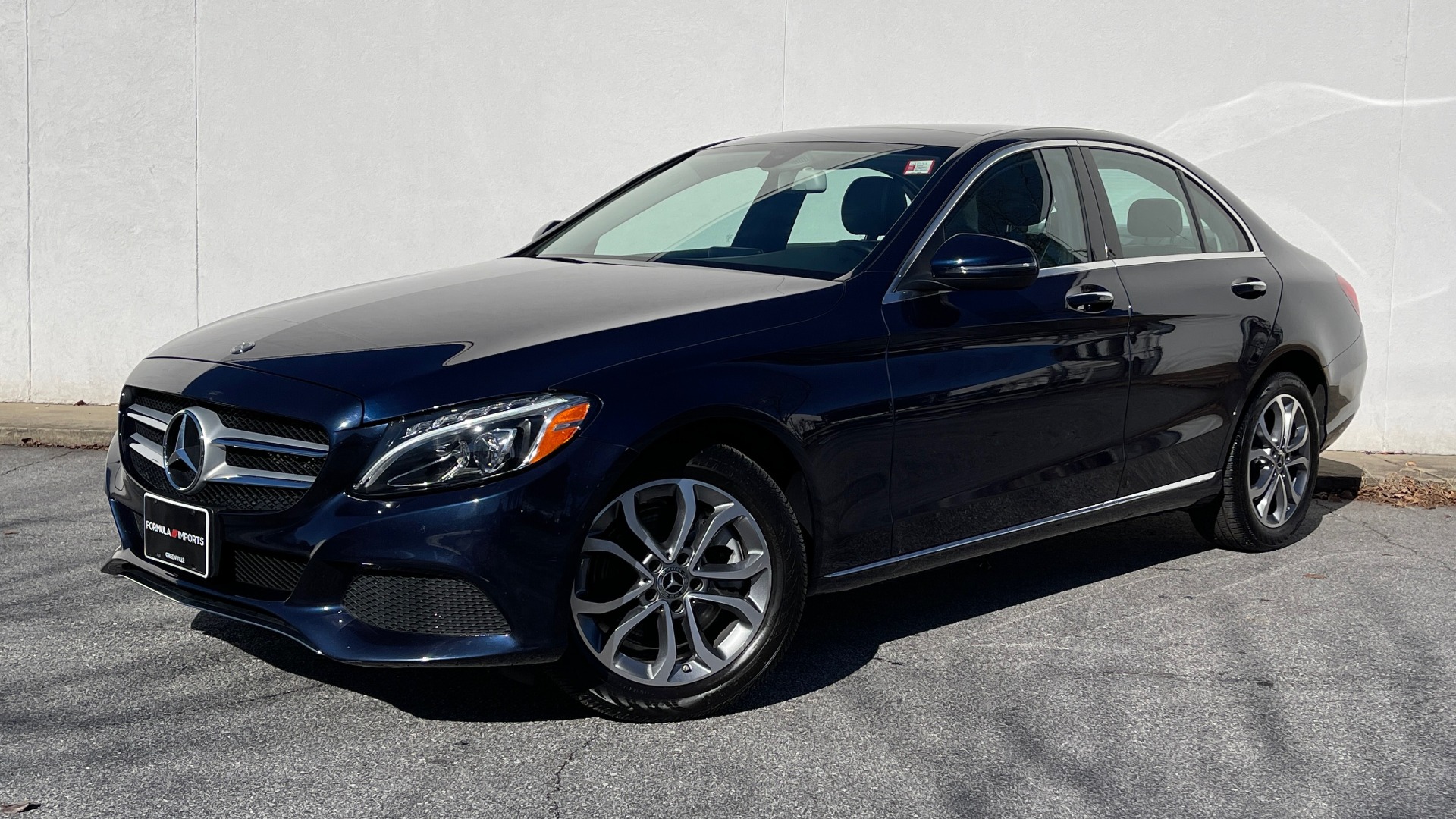 Used 2018 Mercedes-Benz C-CLASS C 300 4MATIC PREMIUM / APPLE / PANO-ROOF / REARVIEW for sale $35,795 at Formula Imports in Charlotte NC 28227 1