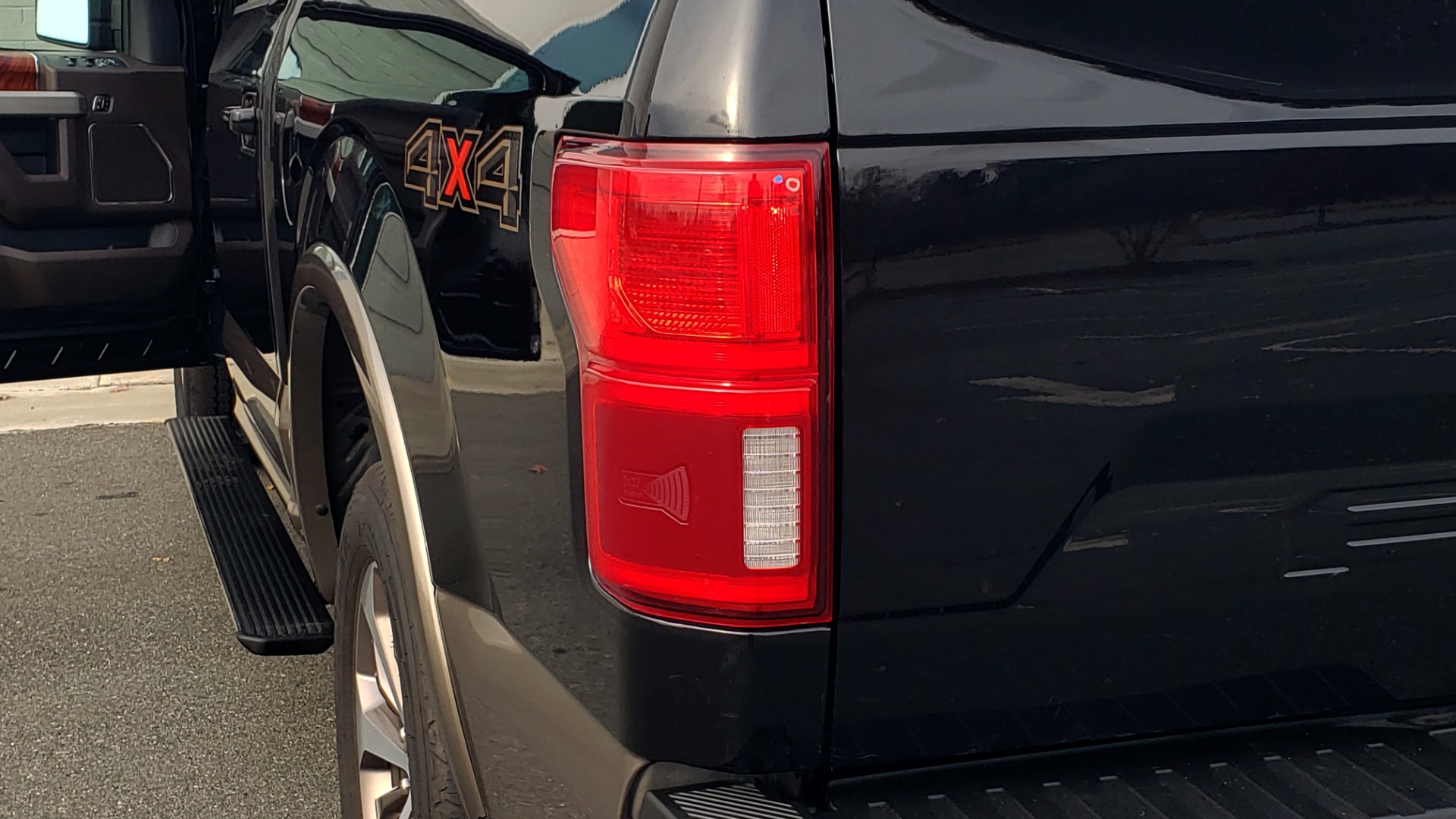 Used 2020 Ford F-150 KING RANCH 4X4 SUPERCREW / 3.5L ECOBOOST / B&O SND / REARVIEW for sale $53,995 at Formula Imports in Charlotte NC 28227 33