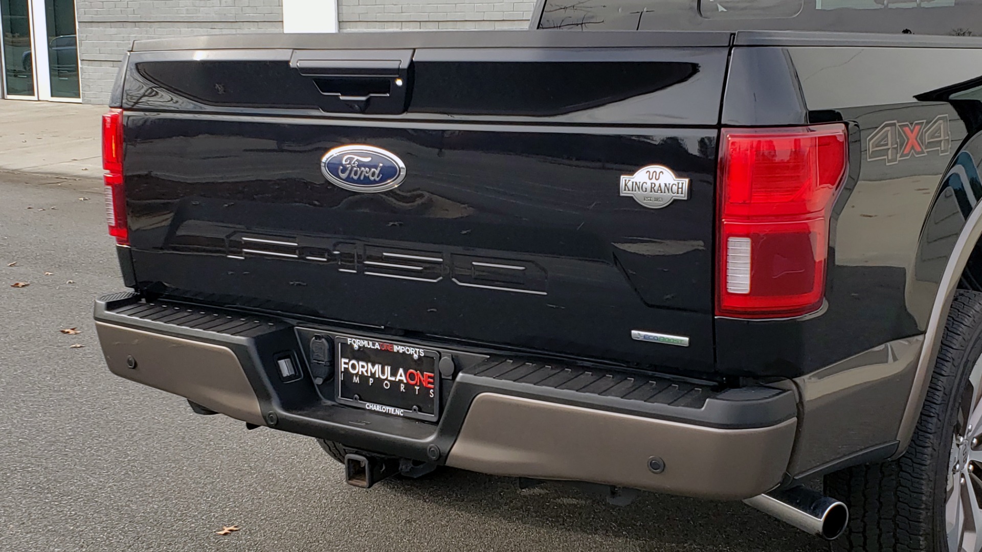 Tailgate Kit | FORD F-150 KING RANCH 2020 Tailgate Kit | FORD F-150 KING RANCH 2020