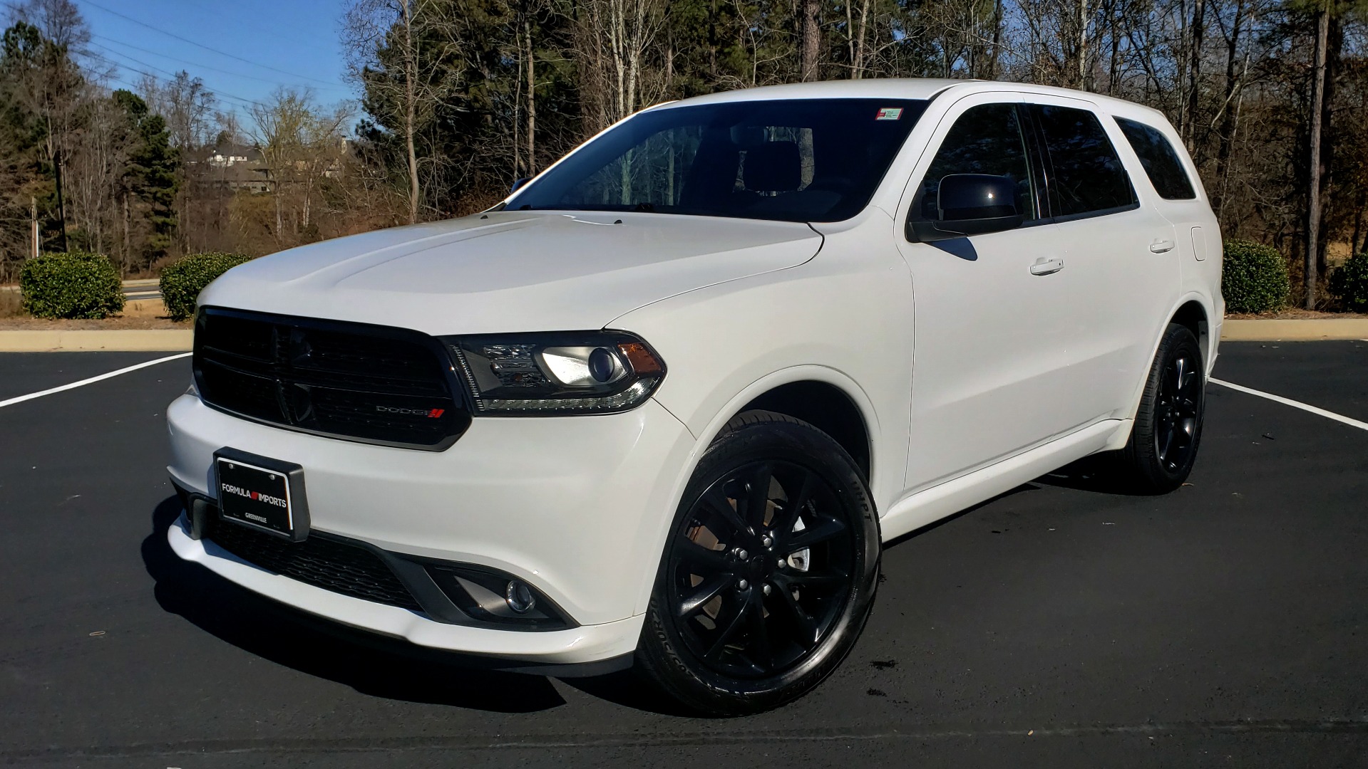 Used 2018 Dodge DURANGO SXT BLACKTOP AWD / 3.6L 293HP / 8-SPD AUTO / 3-ROW / REARVIEW for sale Sold at Formula Imports in Charlotte NC 28227 1