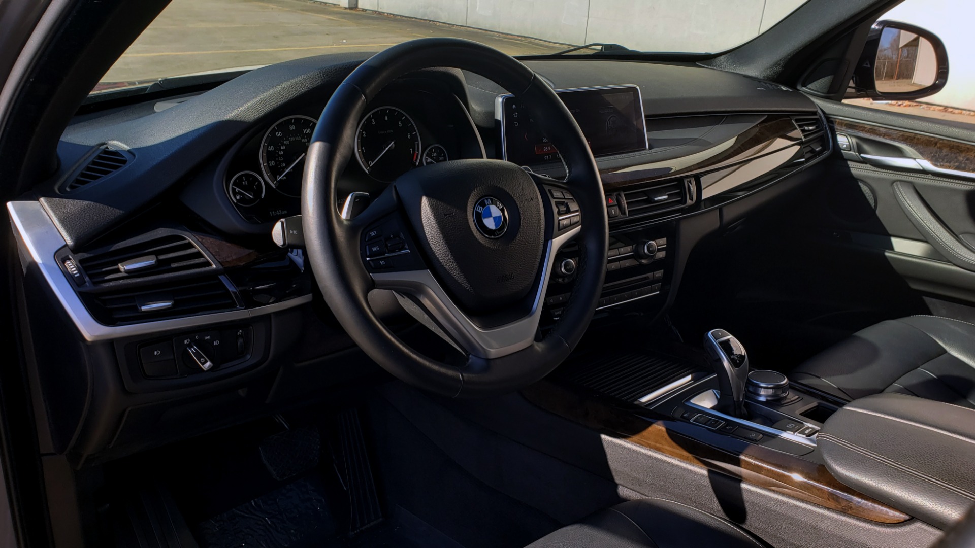 Used 2018 BMW X5 XDRIVE35I PREMIUM 3.0L SUV / DRVR ASST / NAV / HUD / SUNROOF / REARVIEW for sale $40,995 at Formula Imports in Charlotte NC 28227 38
