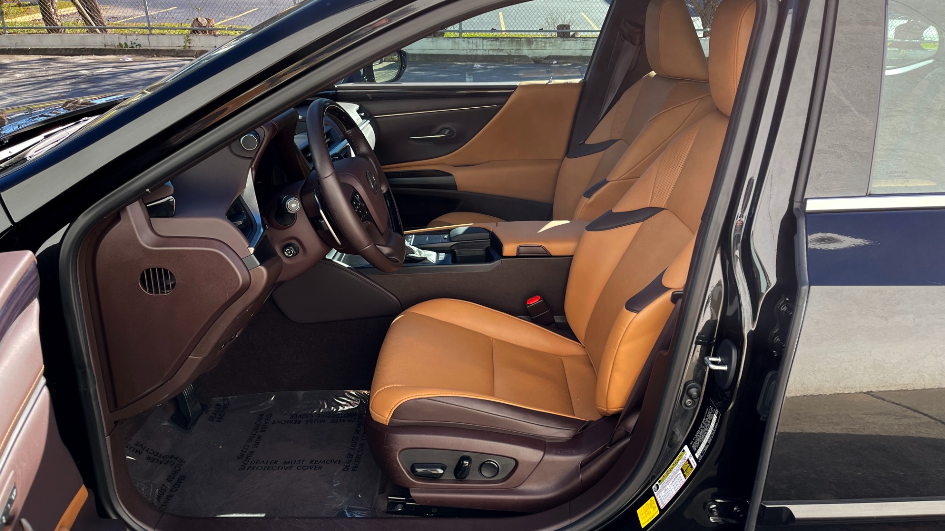 Used 2020 Lexus ES 350 PREMIUM 3.5L SEDAN / BSM / MEMORY / SUNROOF / HTD STS / REARVIEW for sale Sold at Formula Imports in Charlotte NC 28227 20
