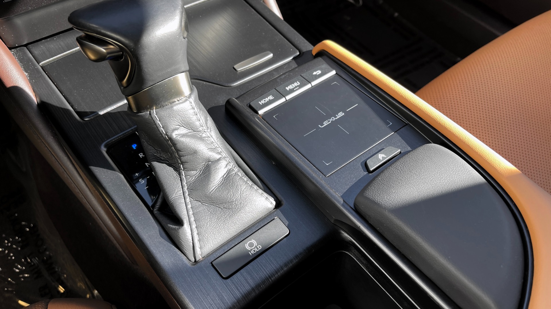 Used 2020 Lexus ES 350 PREMIUM 3.5L SEDAN / BSM / MEMORY / SUNROOF / HTD STS / REARVIEW for sale Sold at Formula Imports in Charlotte NC 28227 35