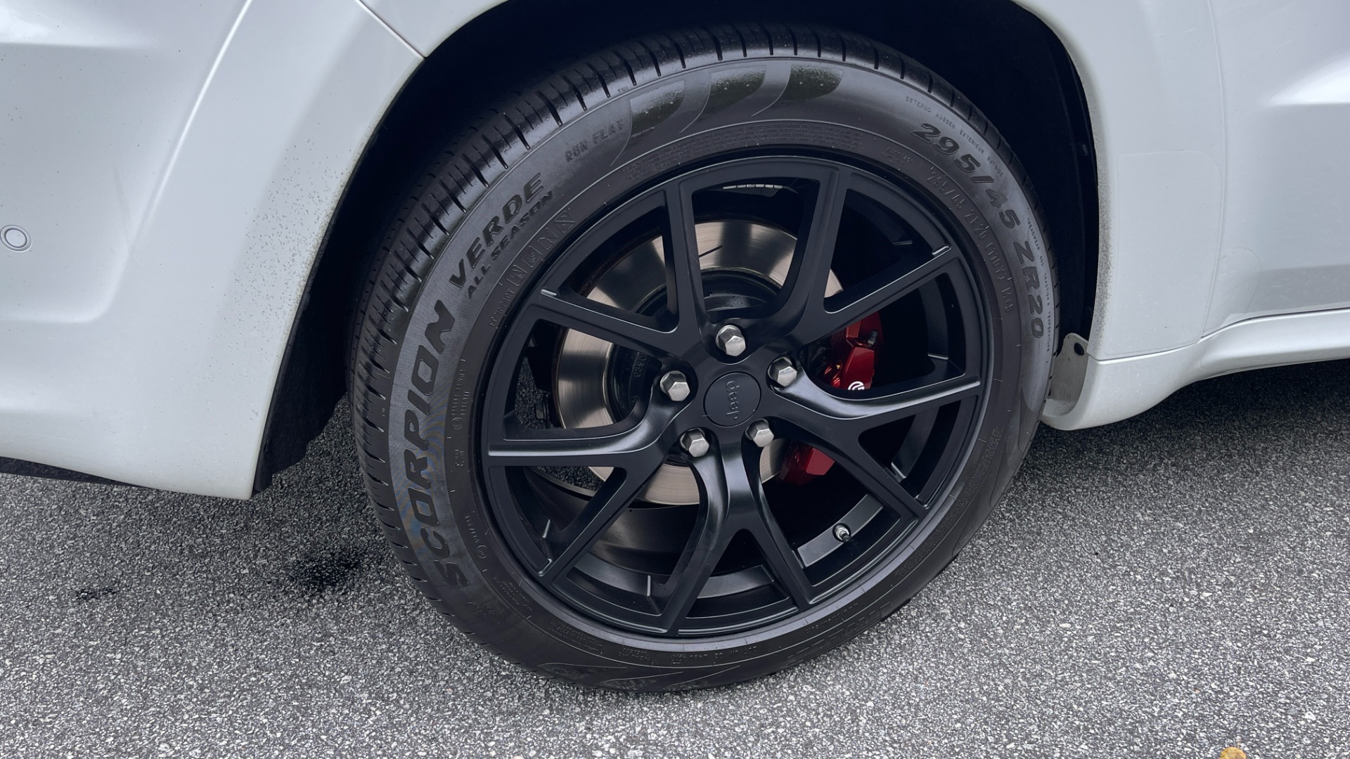 Used 2018 Jeep Grand Cherokee TRACKHAWK / SUPERCHARGED HEMI / SIGNATURE LEATHER / HARMAN KARDON AUDIO for sale $89,995 at Formula Imports in Charlotte NC 28227 29