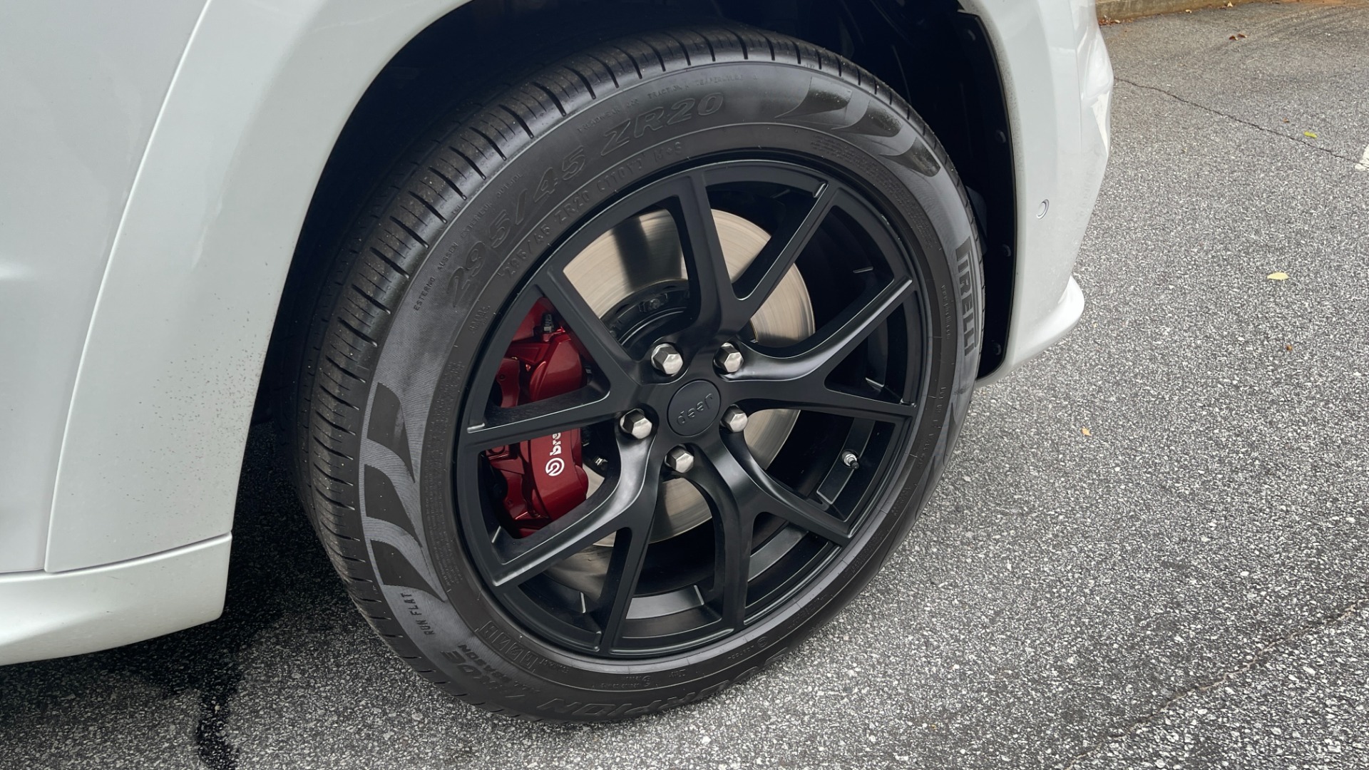 Used 2018 Jeep Grand Cherokee TRACKHAWK / SUPERCHARGED HEMI / SIGNATURE LEATHER / HARMAN KARDON AUDIO for sale $89,995 at Formula Imports in Charlotte NC 28227 30