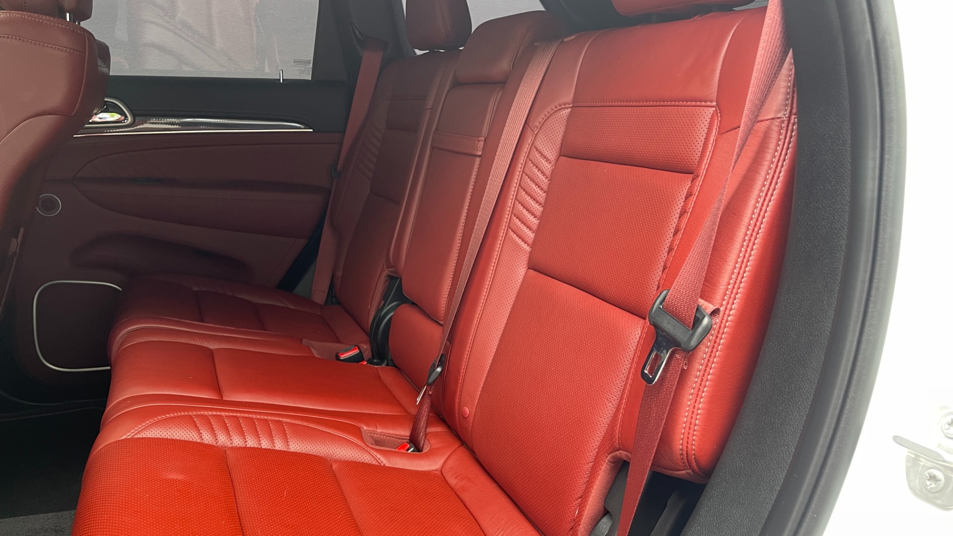 Used 2018 Jeep Grand Cherokee TRACKHAWK / SUPERCHARGED HEMI / SIGNATURE LEATHER / HARMAN KARDON AUDIO for sale $89,995 at Formula Imports in Charlotte NC 28227 41