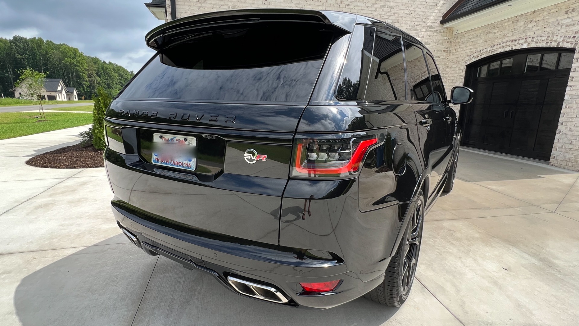 Used 2018 Land Rover Range Rover Sport SVR / 22IN WHEELS / DRIVE PRO / TOW PACK / MERIDIAN SOUN for sale $99,495 at Formula Imports in Charlotte NC 28227 10