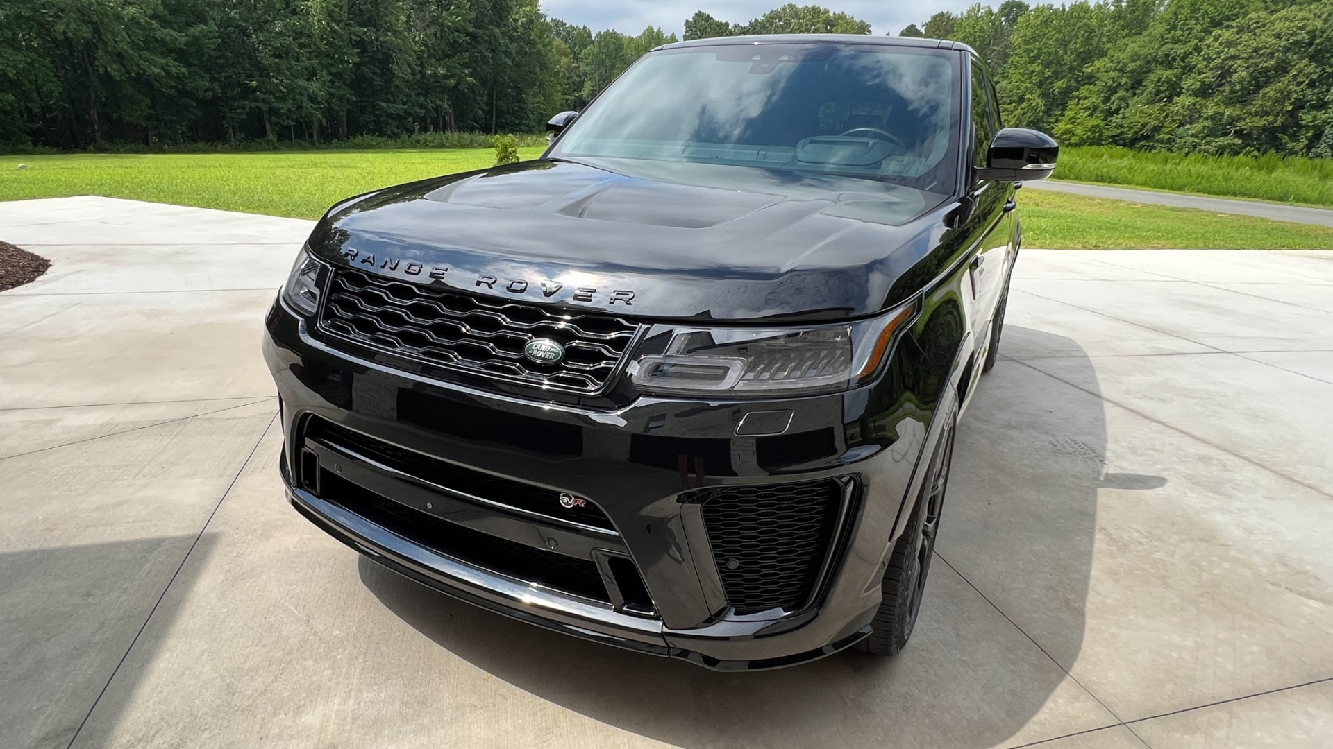 Used 2018 Land Rover Range Rover Sport SVR / 22IN WHEELS / DRIVE PRO / TOW PACK / MERIDIAN SOUN for sale $99,495 at Formula Imports in Charlotte NC 28227 19