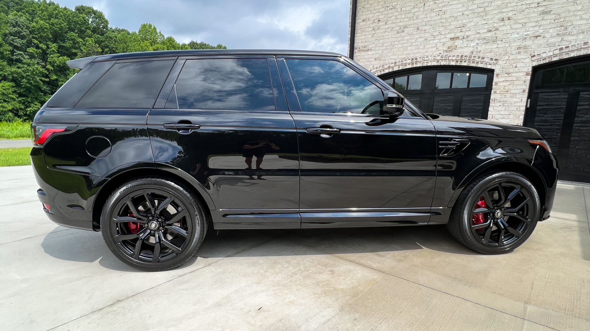 Used 2018 Land Rover Range Rover Sport SVR for sale Sold at Formula Imports in Charlotte NC 28227 2