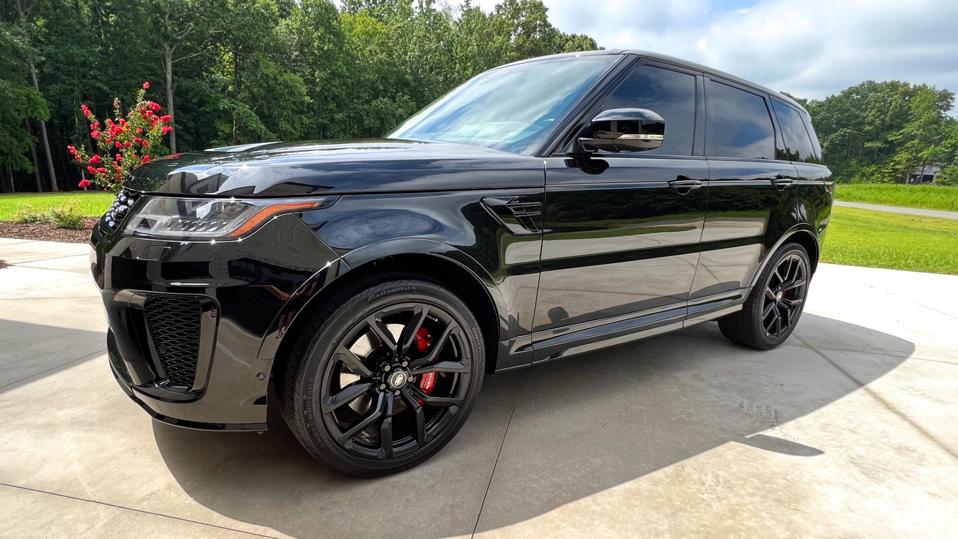 Used 2018 Land Rover Range Rover Sport SVR for sale Sold at Formula Imports in Charlotte NC 28227 20