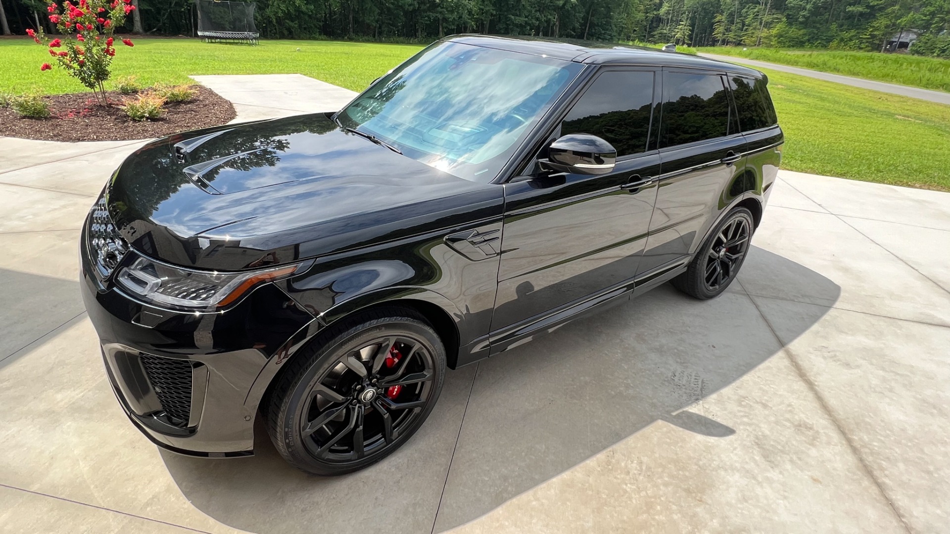 Used 2018 Land Rover Range Rover Sport SVR for sale Sold at Formula Imports in Charlotte NC 28227 21