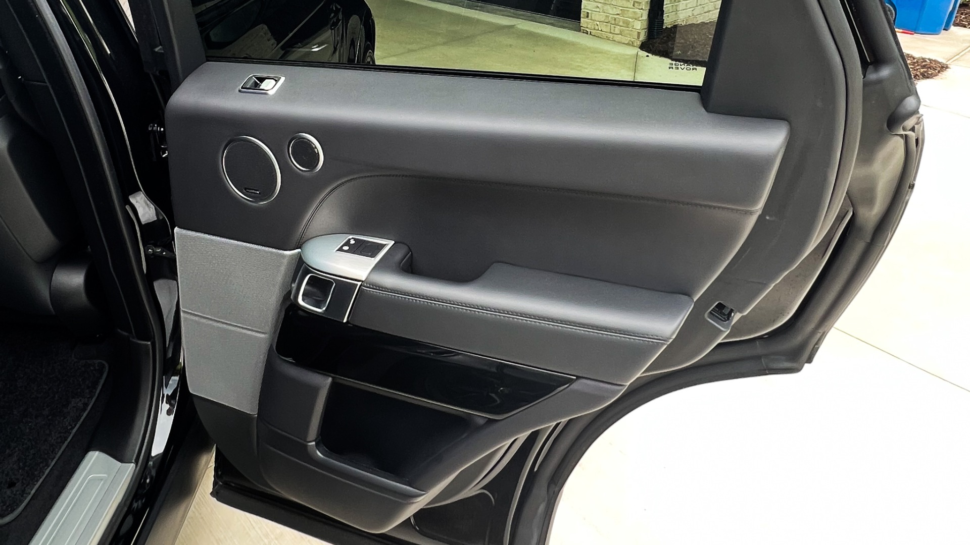 Used 2018 Land Rover Range Rover Sport SVR for sale Sold at Formula Imports in Charlotte NC 28227 32