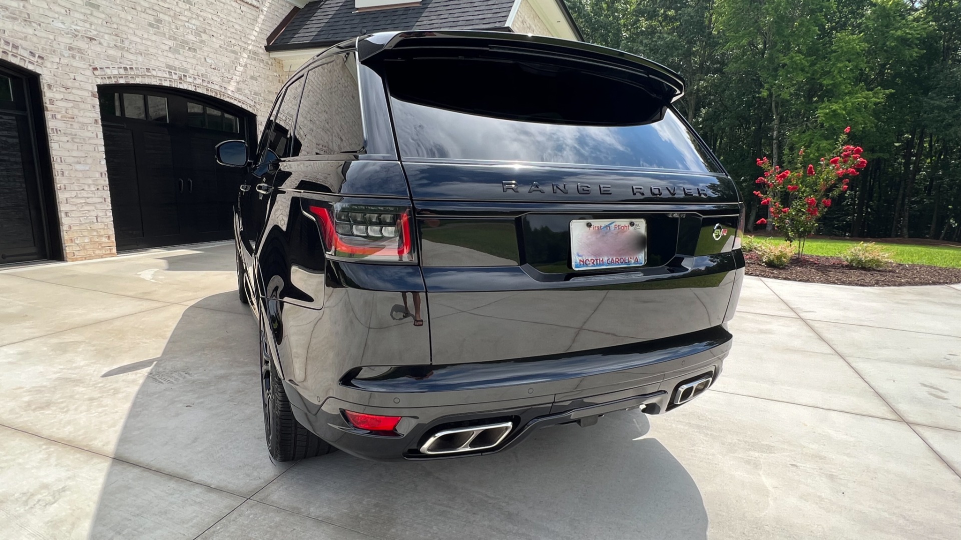 Used 2018 Land Rover Range Rover Sport SVR for sale Sold at Formula Imports in Charlotte NC 28227 7