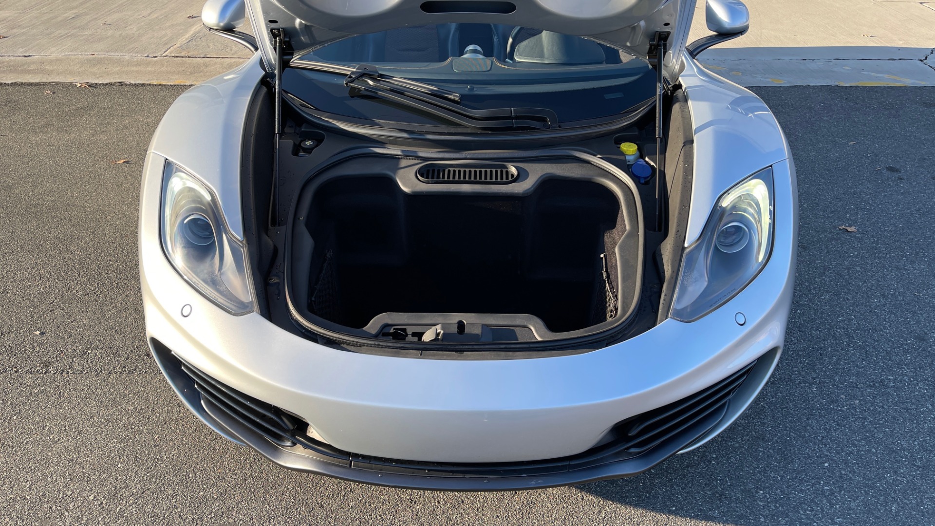 Used 2013 McLaren MP4 12C SPIDER 3.8L TURBO V8 616HP / 7AM TRANS / NAV / MERIDIAN SND for sale $145,000 at Formula Imports in Charlotte NC 28227 11