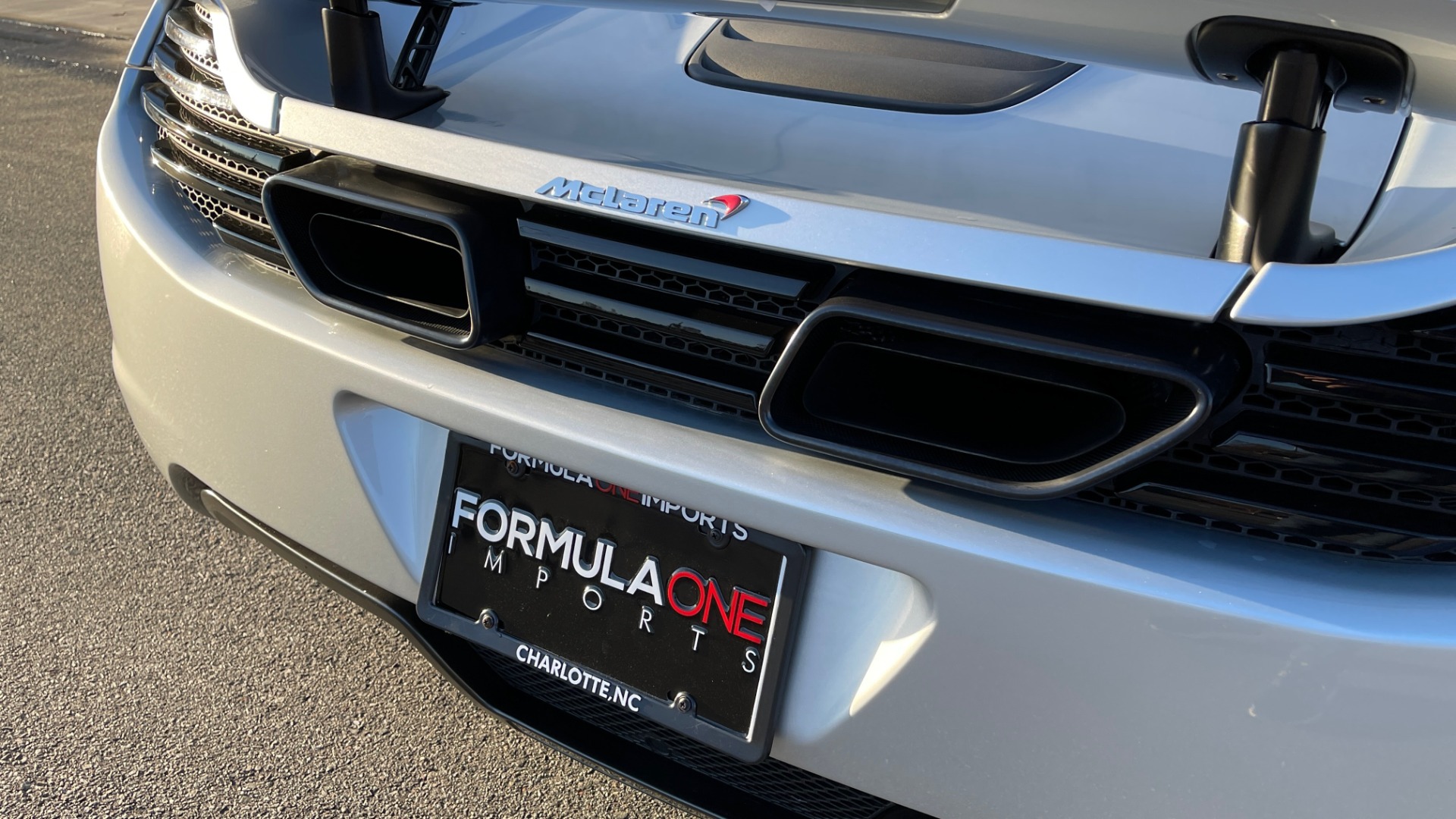 Used 2013 McLaren MP4 12C SPIDER 3.8L TURBO V8 616HP / 7AM TRANS / NAV / MERIDIAN SND for sale $145,000 at Formula Imports in Charlotte NC 28227 29