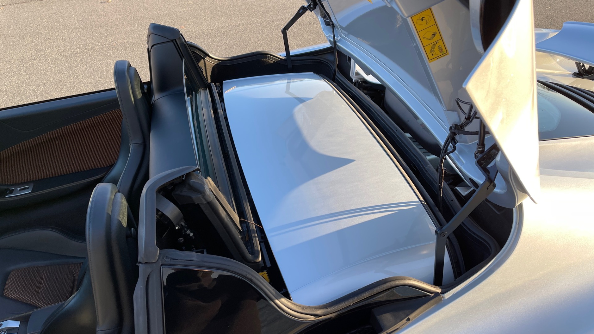 Used 2013 McLaren MP4 12C SPIDER 3.8L TURBO V8 616HP / 7AM TRANS / NAV / MERIDIAN SND for sale $145,000 at Formula Imports in Charlotte NC 28227 39