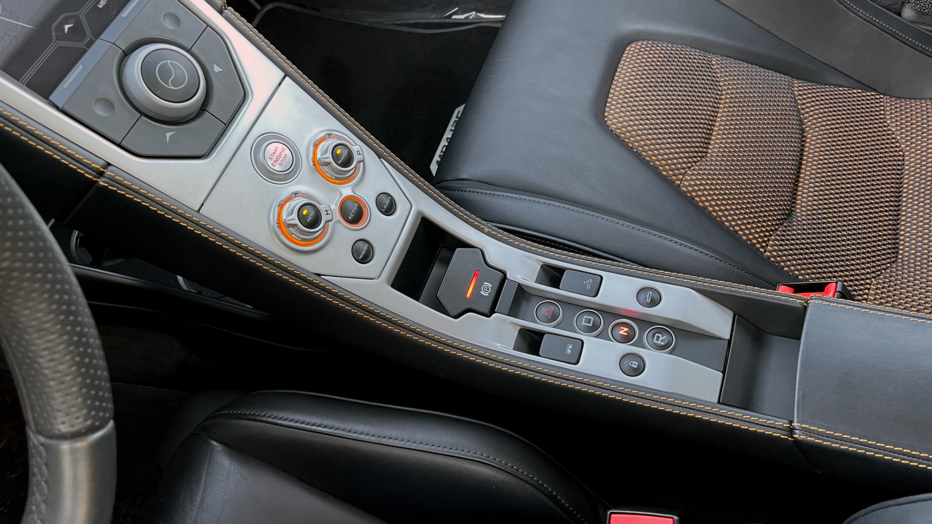 Used 2013 McLaren MP4 12C SPIDER 3.8L TURBO V8 616HP / 7AM TRANS / NAV / MERIDIAN SND for sale $145,000 at Formula Imports in Charlotte NC 28227 66