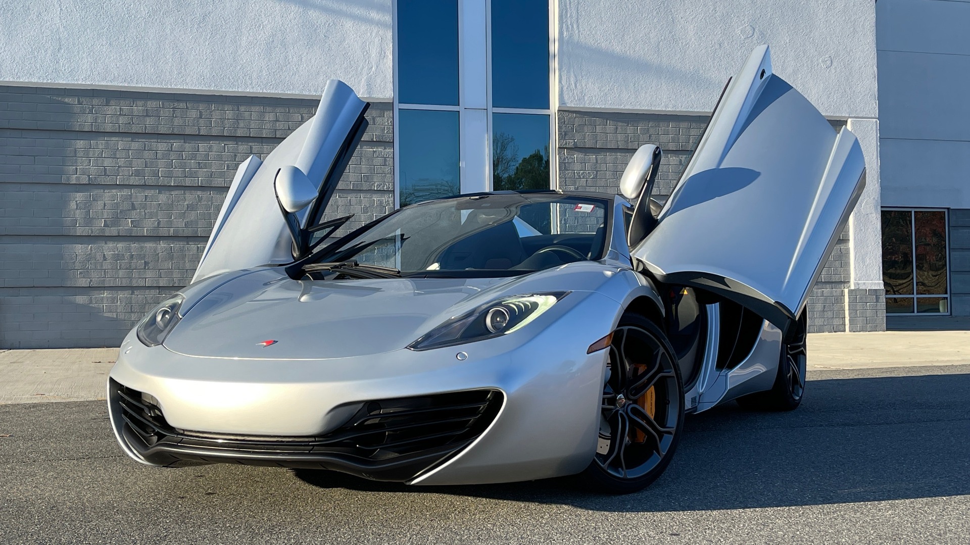 Used 2013 McLaren MP4 12C SPIDER 3.8L TURBO V8 616HP / 7AM TRANS / NAV / MERIDIAN SND for sale $145,000 at Formula Imports in Charlotte NC 28227 8