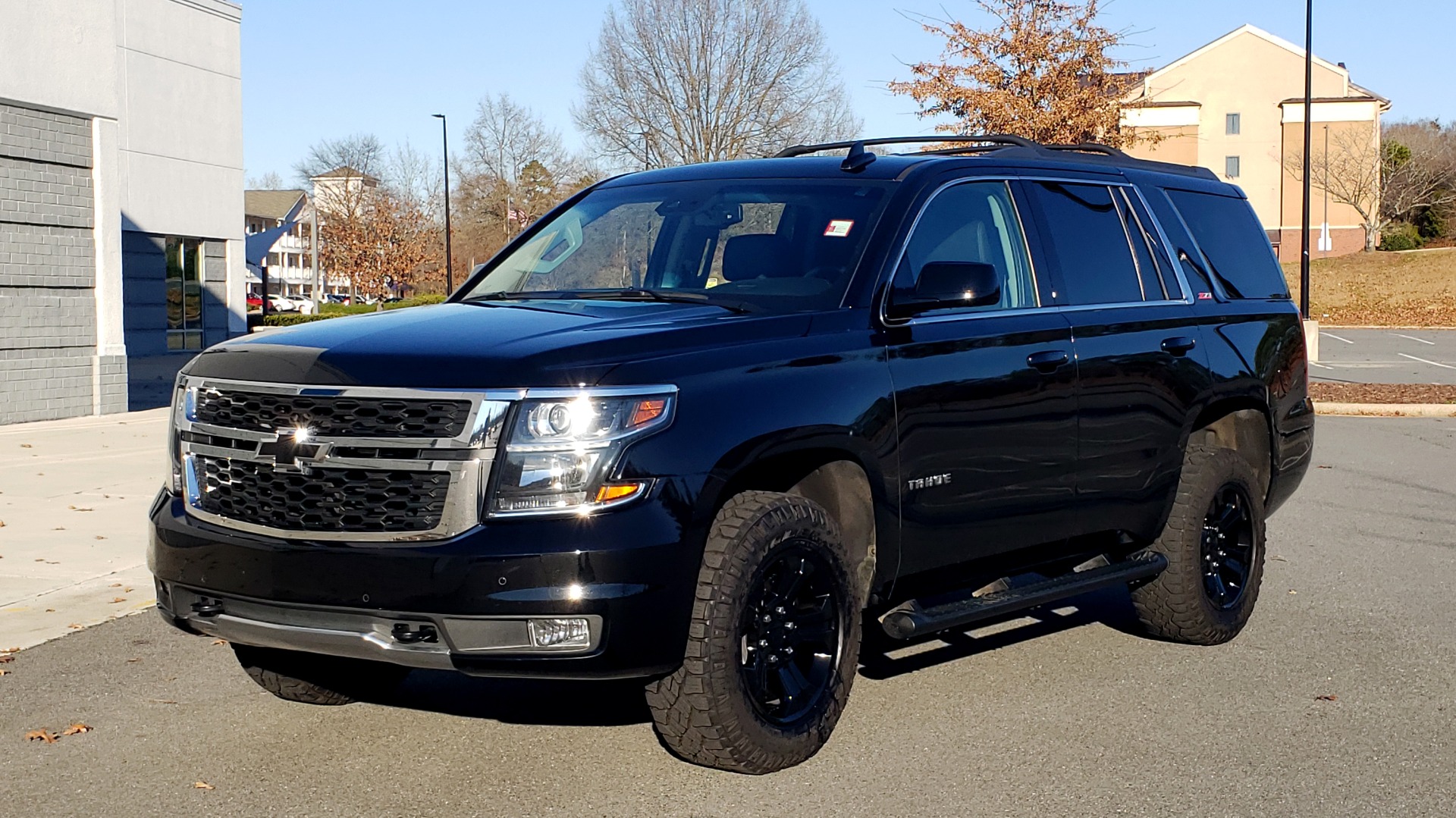 Used 2020 Chevrolet TAHOE 4X4 1LT Z71 OFF-ROAD / LUX / DVD / BOSE / SUNROOF / 3-ROW / REARVIEW for sale Sold at Formula Imports in Charlotte NC 28227 1