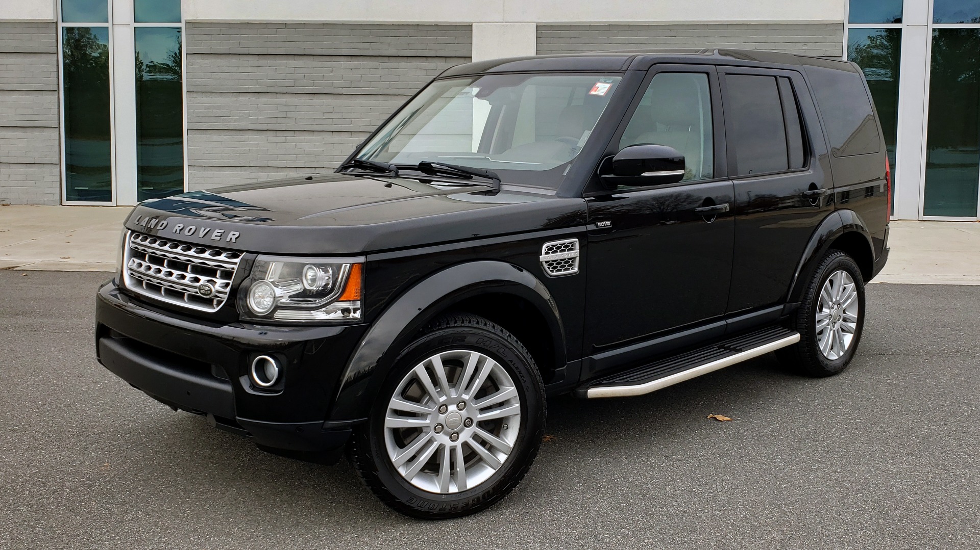 Used 2015 Land Rover LR4 HSE LUX 3.0L V6 / NAV / SUNROOF / 3-ROWS / MERIDIAN SND / REARVIEW for sale Sold at Formula Imports in Charlotte NC 28227 1