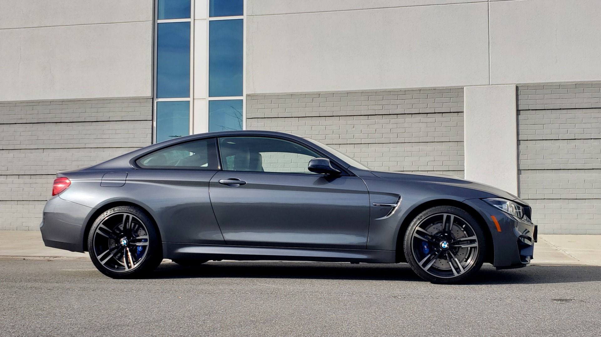 Used 2019 BMW M4 COUPE 3.0L 425HP / 7-SPD AUTO / NAV / 19-IN WHEELS / REARVIEW for sale Sold at Formula Imports in Charlotte NC 28227 12