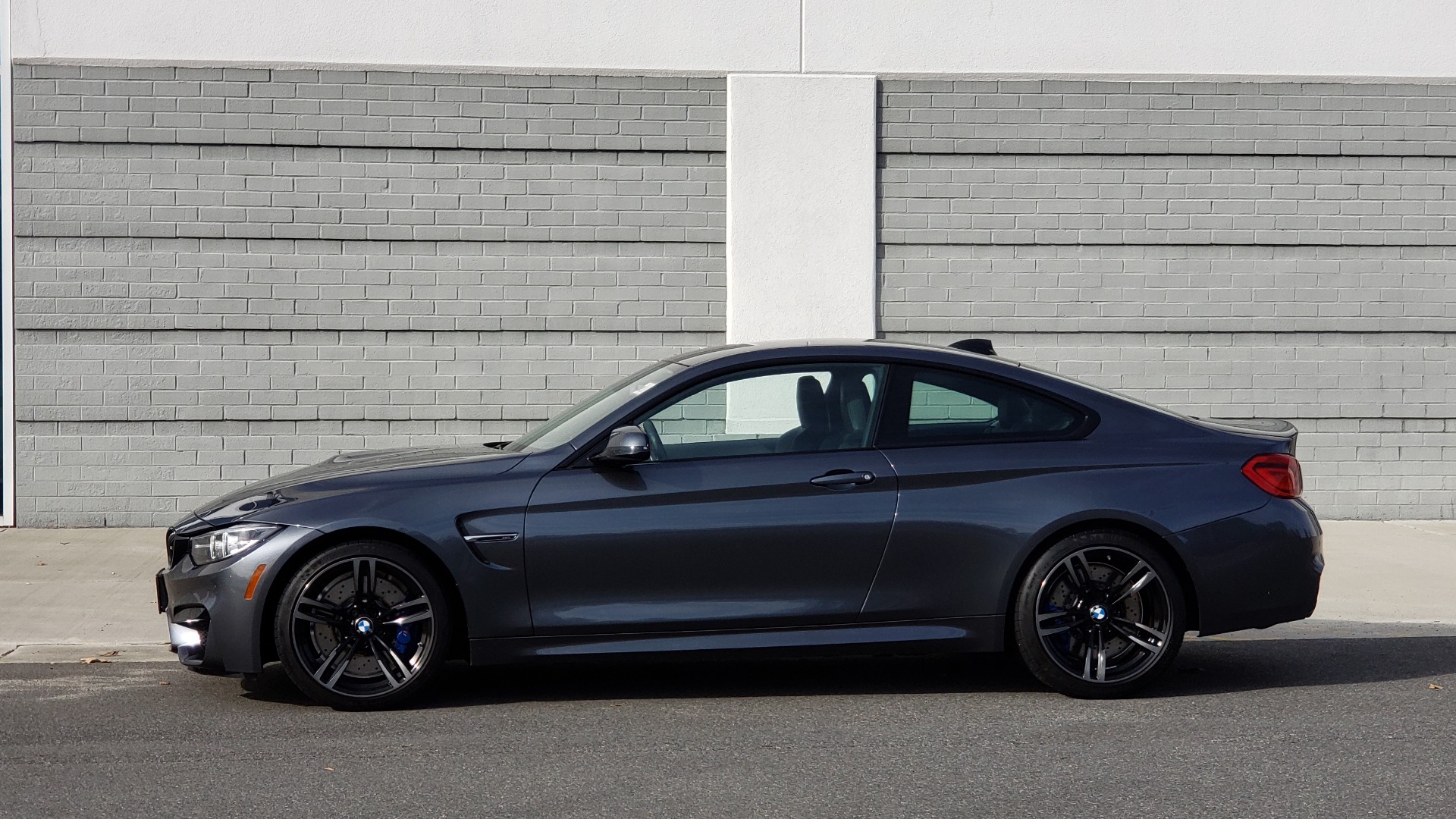 Used 2019 BMW M4 COUPE 3.0L 425HP / 7-SPD AUTO / NAV / 19-IN WHEELS / REARVIEW for sale Sold at Formula Imports in Charlotte NC 28227 5