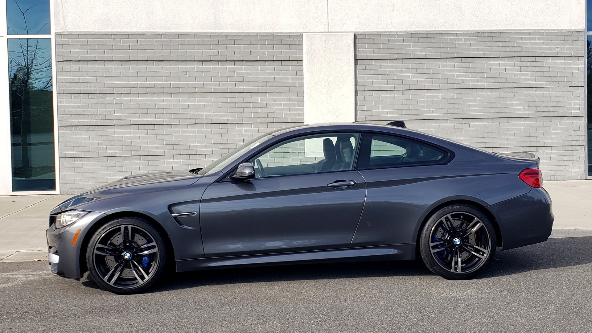 Used 2019 BMW M4 COUPE 3.0L 425HP / 7-SPD AUTO / NAV / 19-IN WHEELS / REARVIEW for sale Sold at Formula Imports in Charlotte NC 28227 6