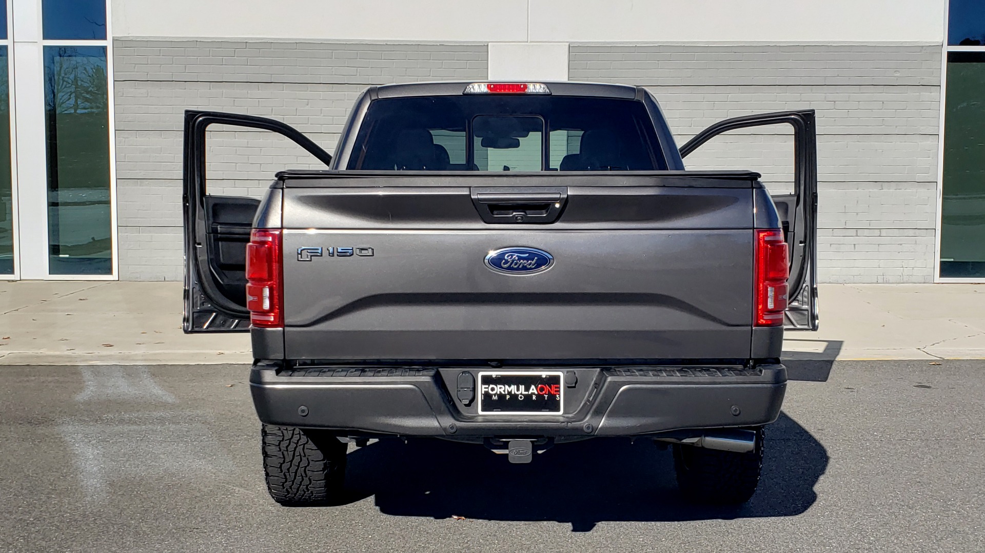 Used 2017 Ford F-150 LARIAT 4X4 SUPERCREW / 3.5L ECOBOOST / 10-SPD AUTO / NAV / SONY / REARVIEW for sale Sold at Formula Imports in Charlotte NC 28227 33