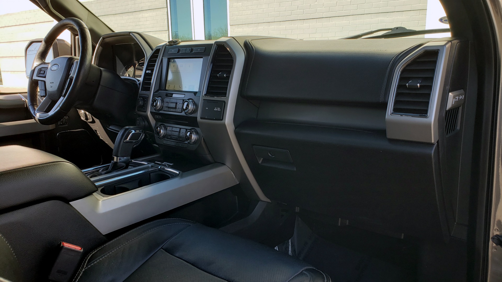 Used 2017 Ford F-150 LARIAT 4X4 SUPERCREW / 3.5L ECOBOOST / 10-SPD AUTO / NAV / SONY / REARVIEW for sale Sold at Formula Imports in Charlotte NC 28227 68
