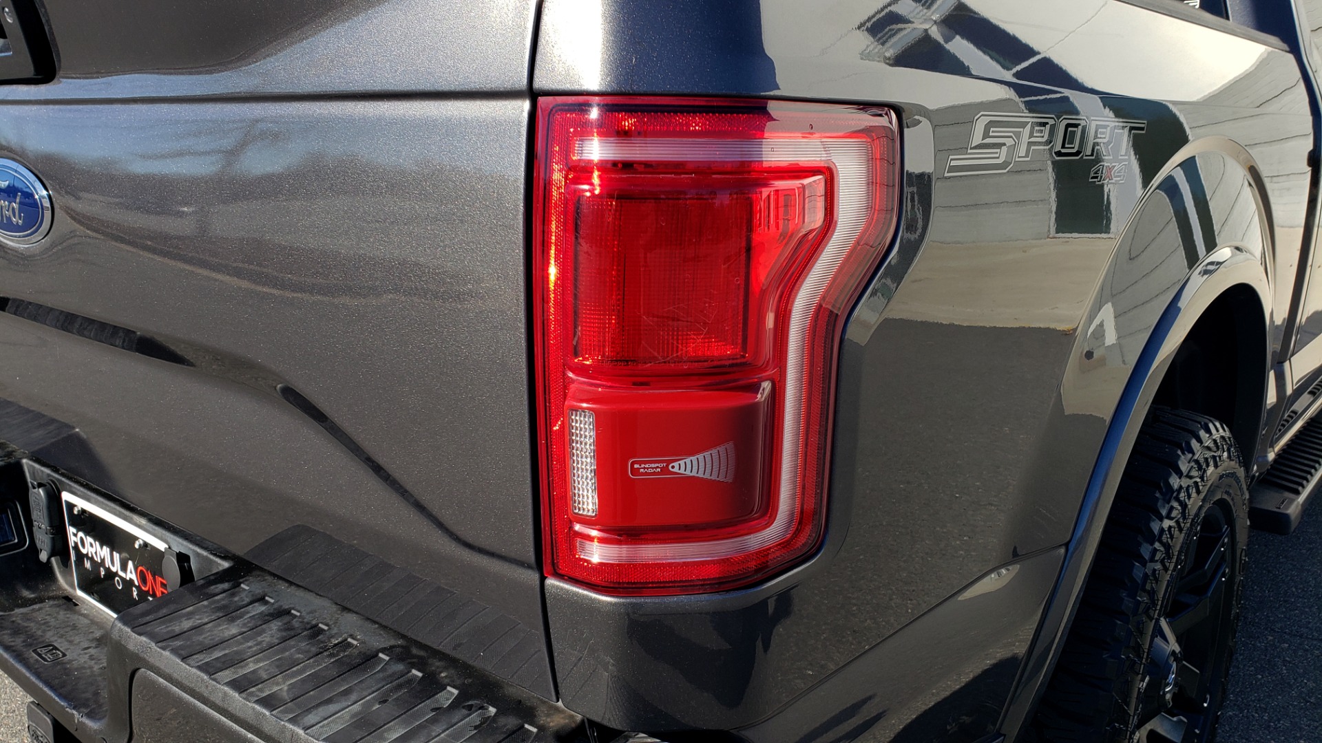 Used 2017 Ford F-150 LARIAT 4X4 SUPERCREW / 3.5L ECOBOOST / 10-SPD AUTO / NAV / SONY / REARVIEW for sale Sold at Formula Imports in Charlotte NC 28227 83