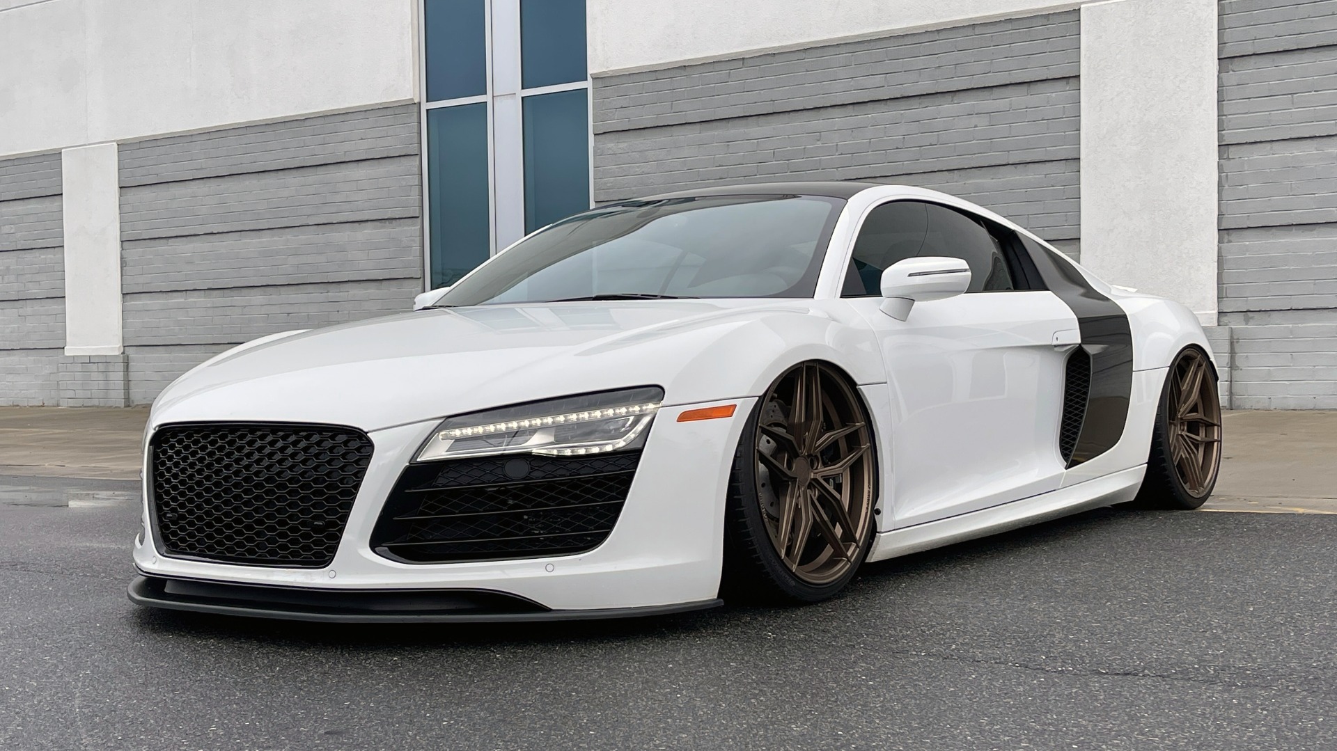 Used 2014 Audi R8 V10 for sale Sold at Formula Imports in Charlotte NC 28227 18