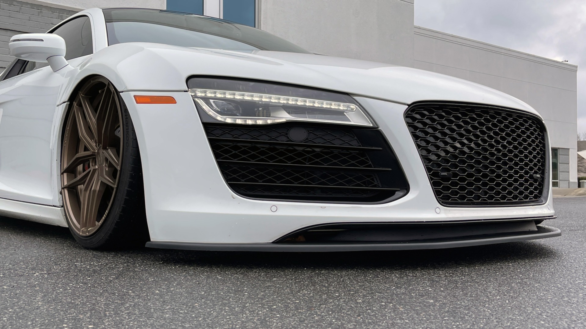 Used 2014 Audi R8 V10 for sale Sold at Formula Imports in Charlotte NC 28227 23