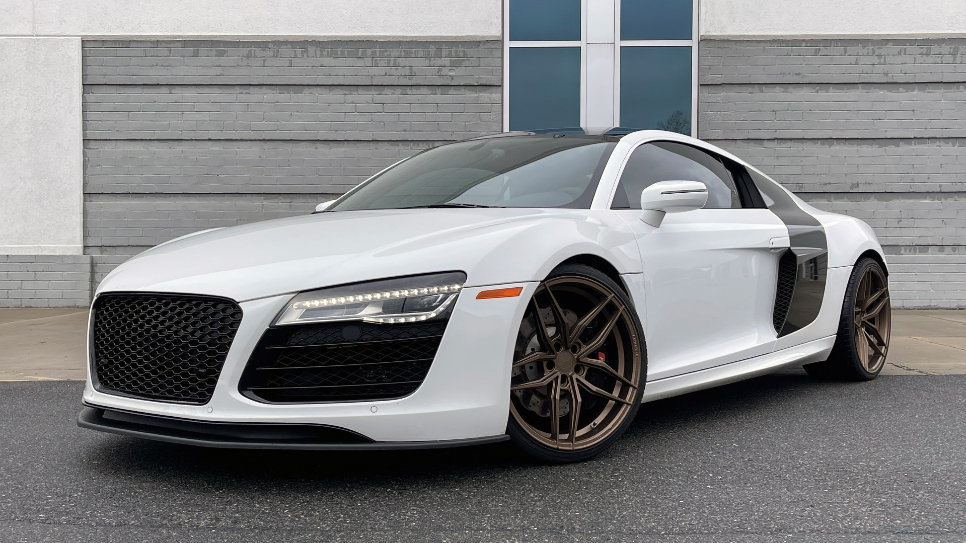 Used 2014 Audi R8 V10 for sale Sold at Formula Imports in Charlotte NC 28227 5