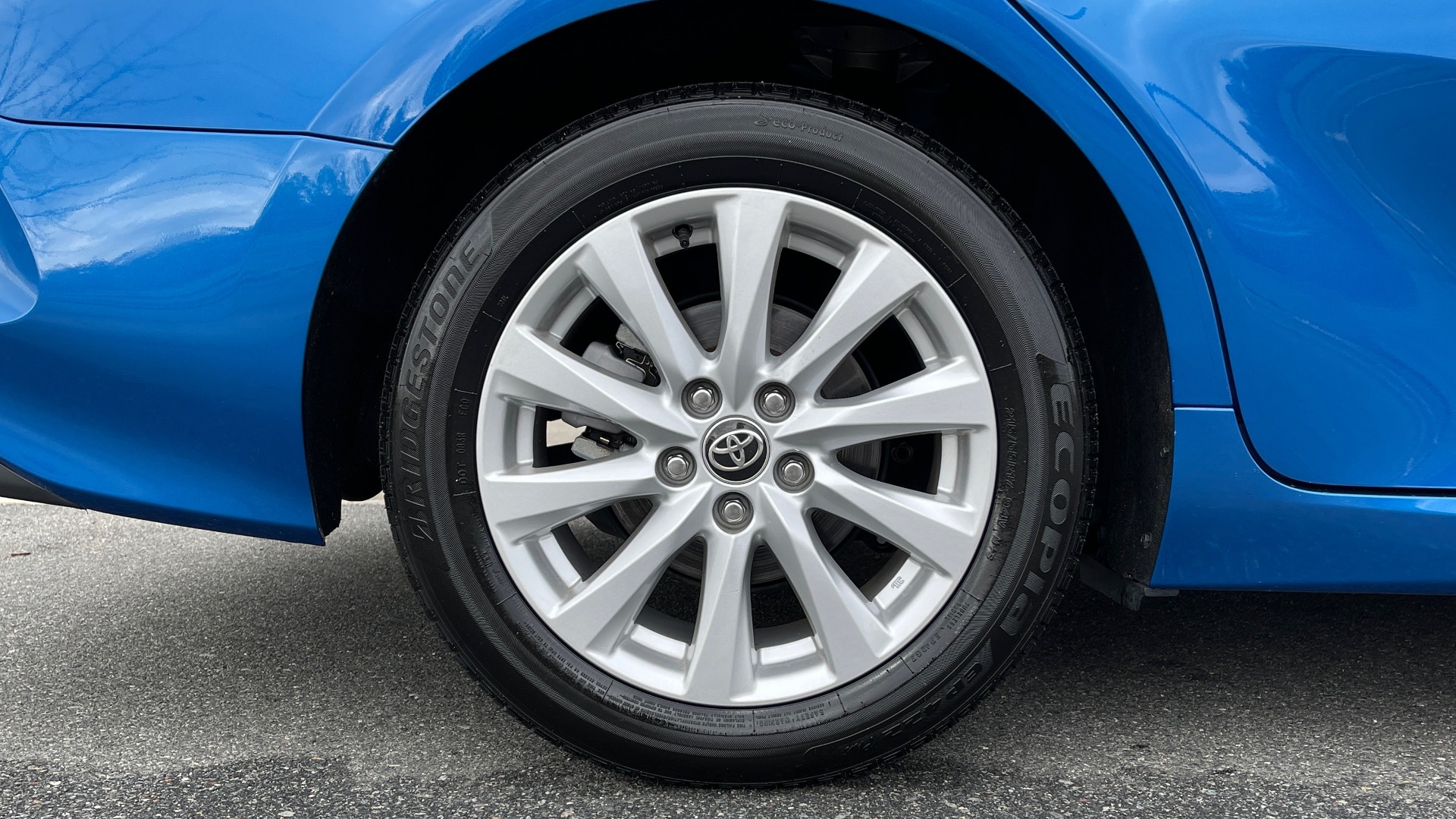 Used 2020 Toyota CAMRY LE 2.5L SEDAN / 8-SPD AUTO / FWD / 17-INCH ALLOY WHEELS for sale Sold at Formula Imports in Charlotte NC 28227 59
